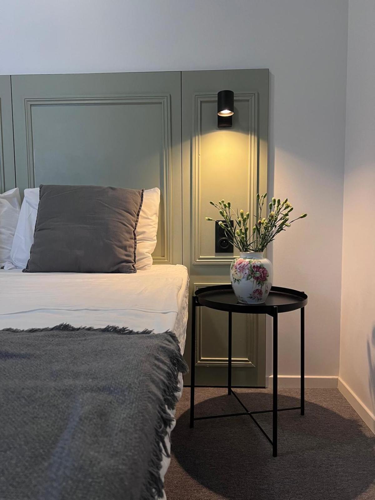 Double Room Private Bathroom