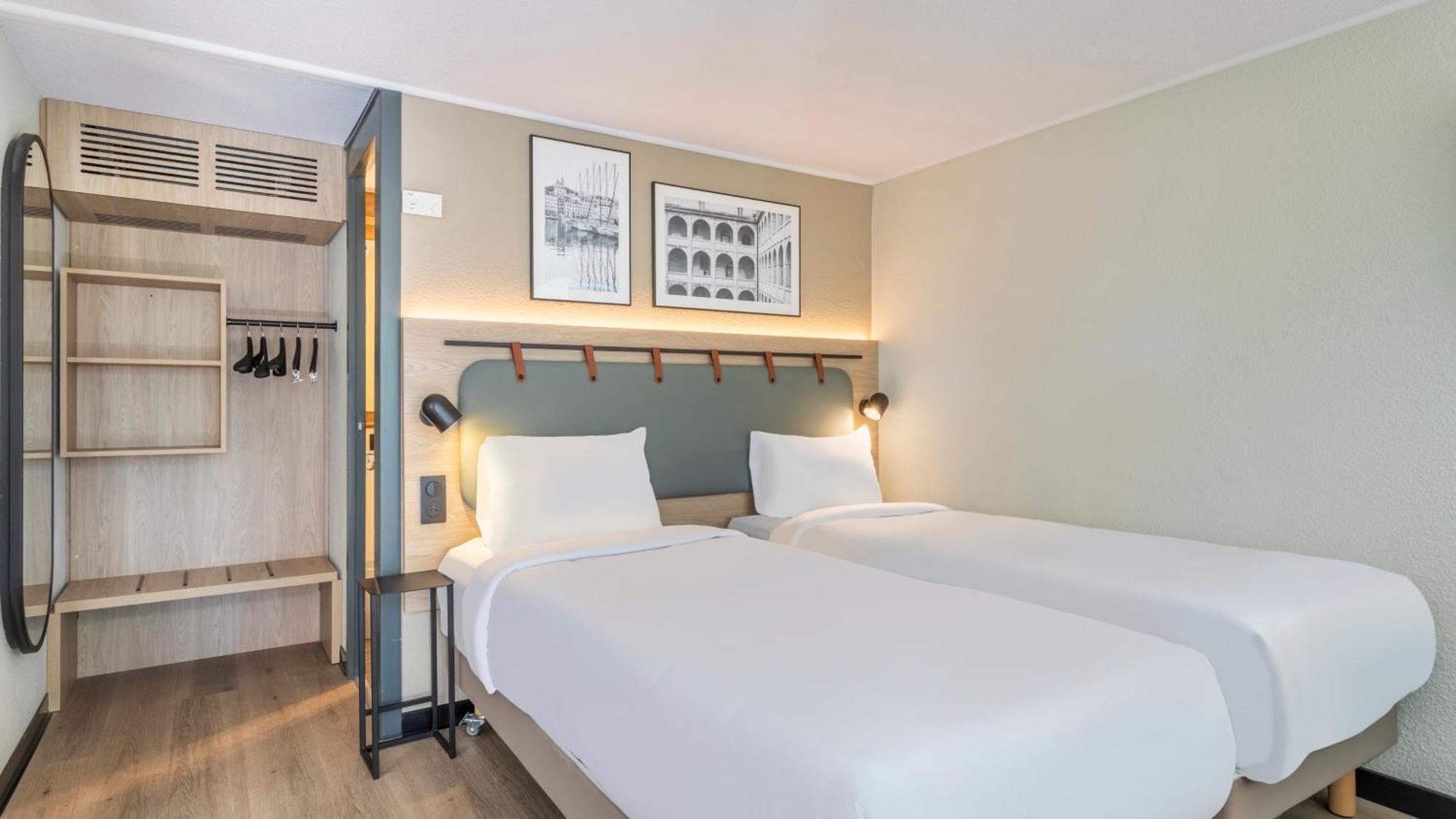 Standard Room 2 Single Beds