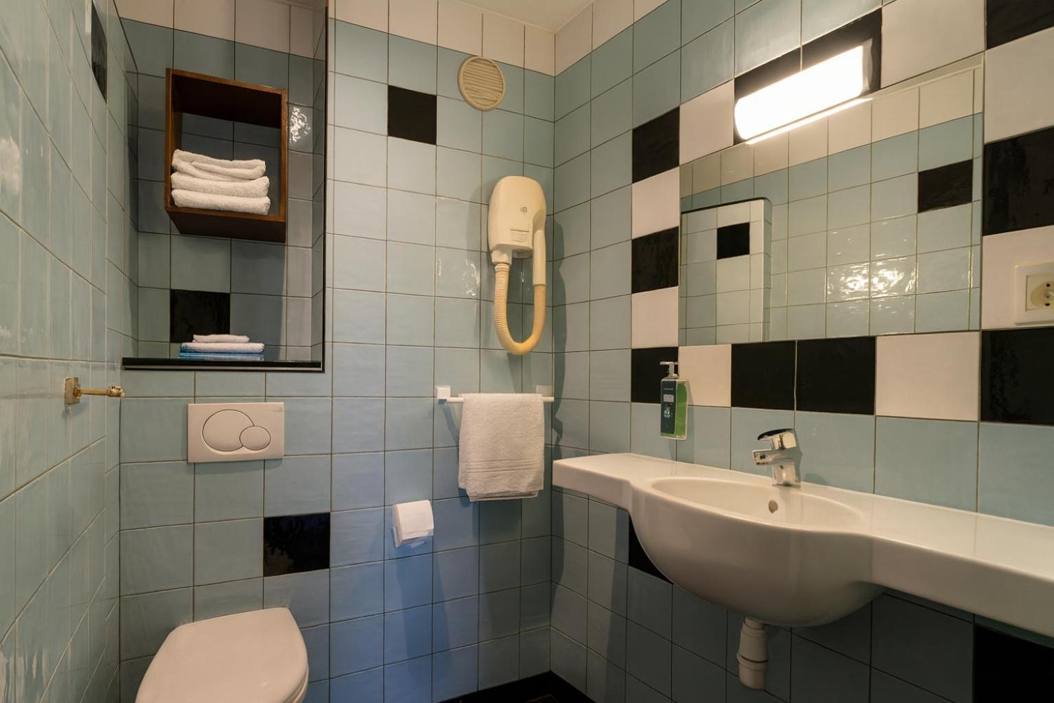 Habitación Doble con baño privado