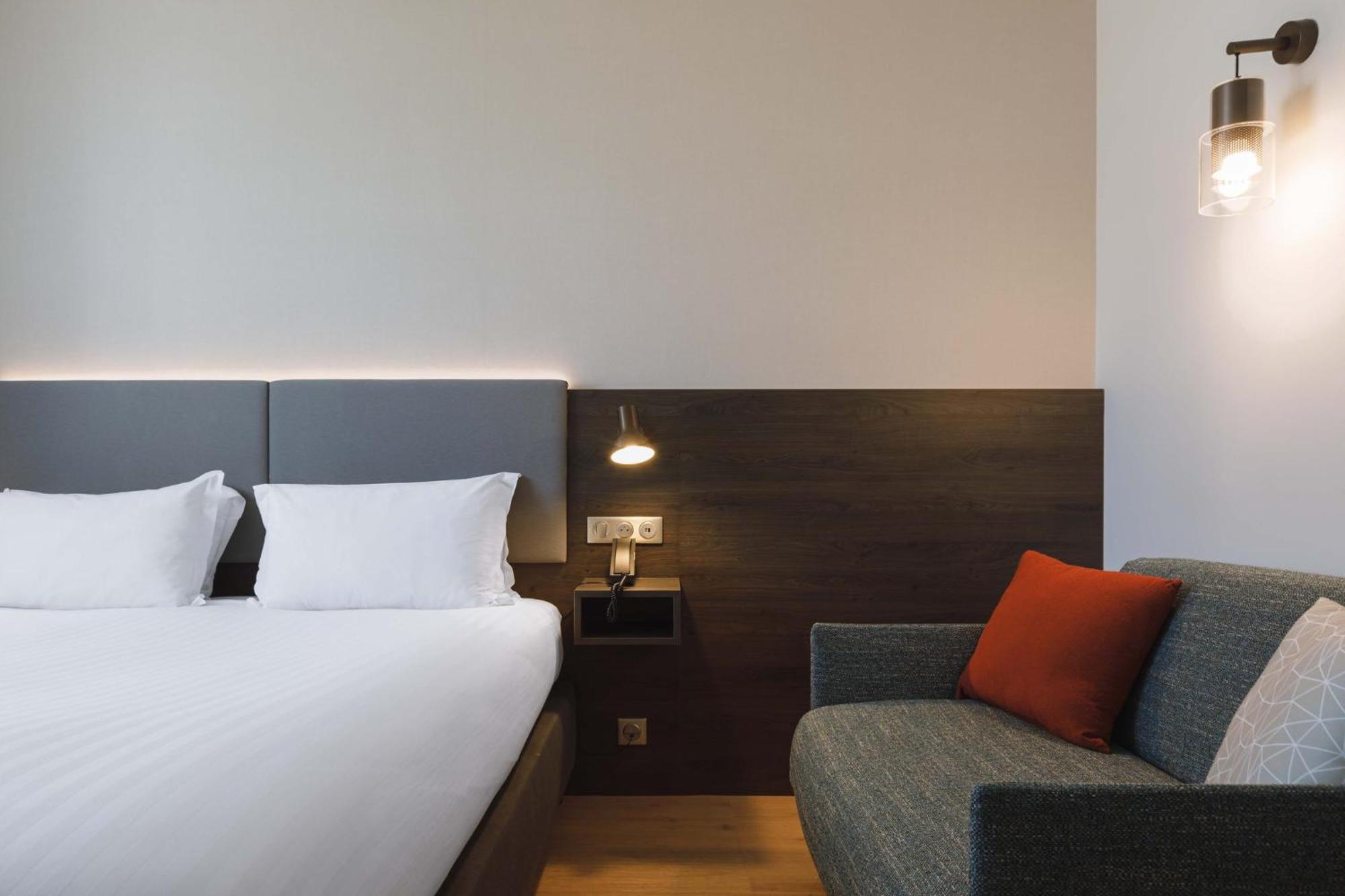 Premium King Room