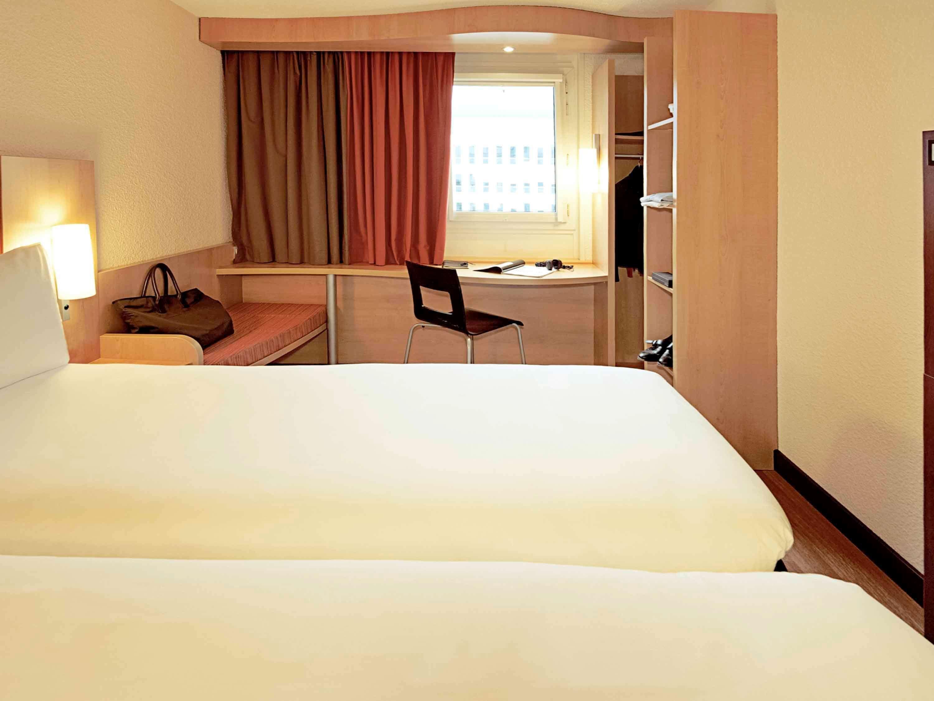 Standard Room Two Single Beds