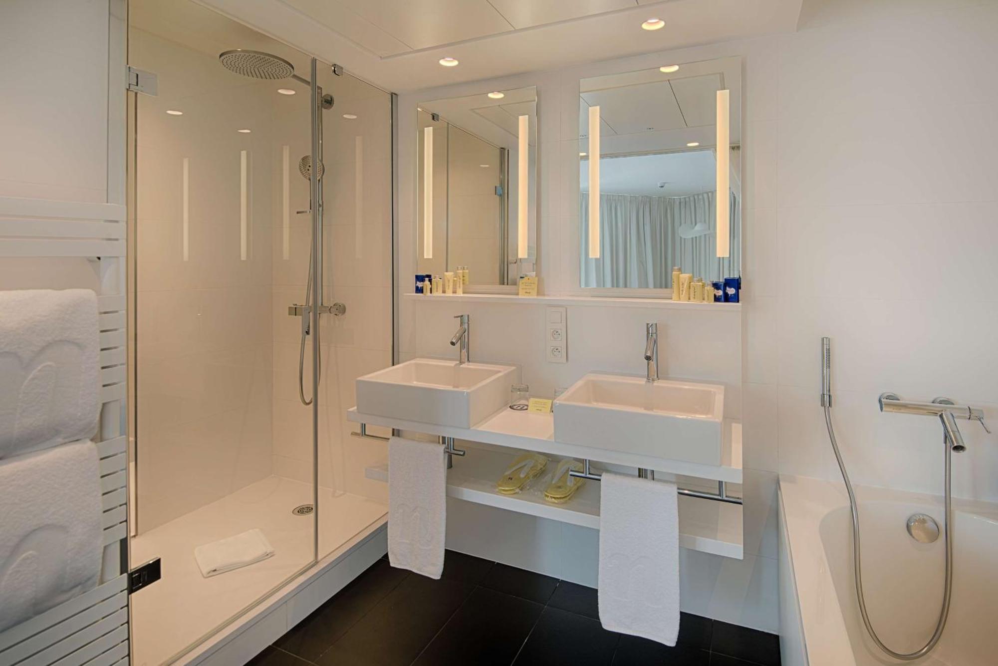 Suite Nhow con Vista Mare (2 Adulti + 2 Bambini)