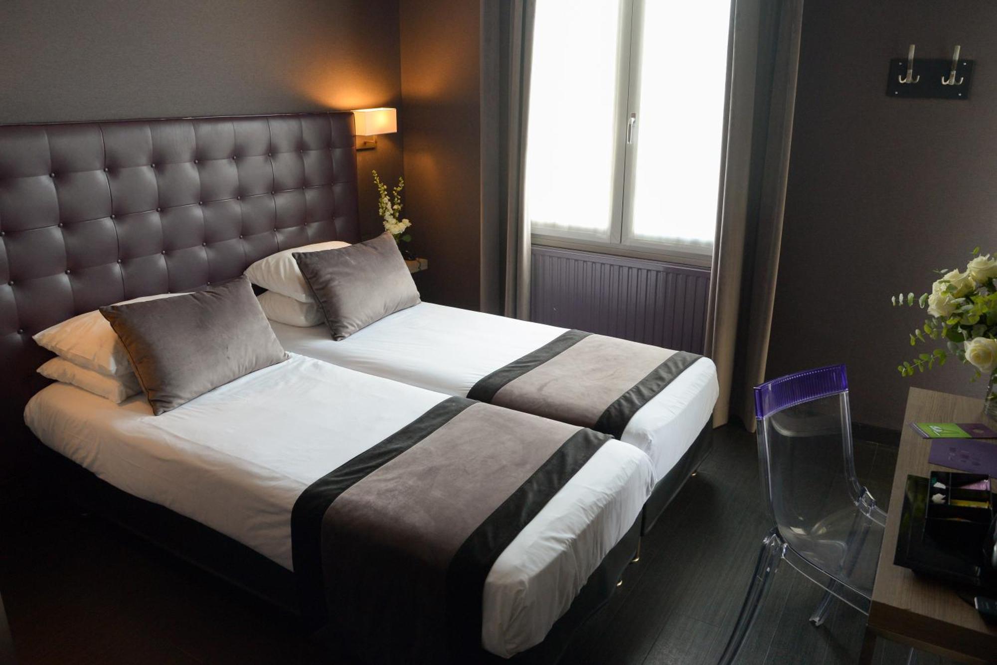 Two Adjacent Double Rooms,1708032016:JPEG