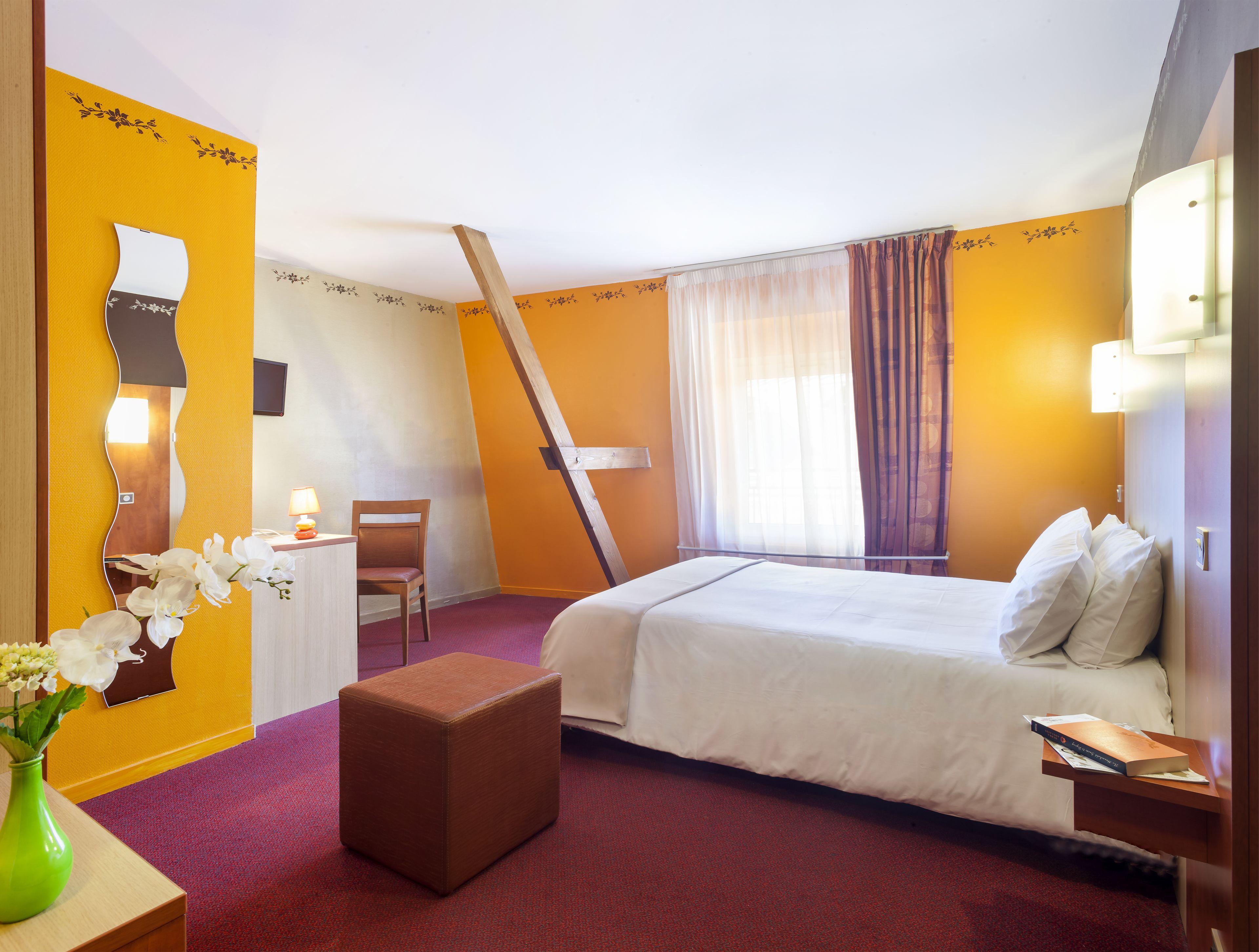 Standard Double Room,1742617124:JPEG