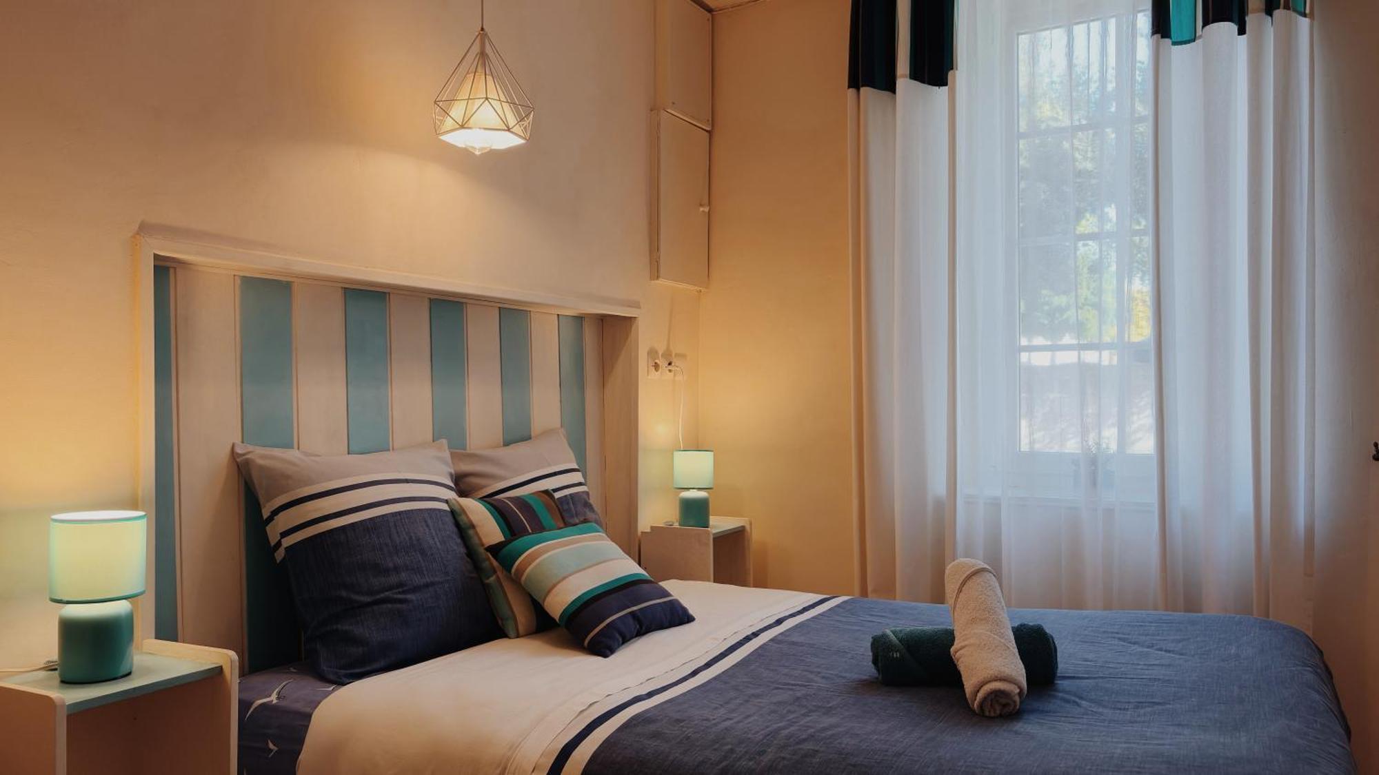 Double Room Private Bathroom