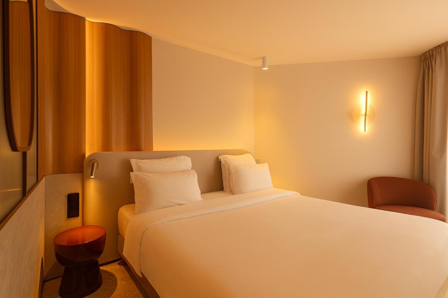 Signature King Room One King Bed Private Patio