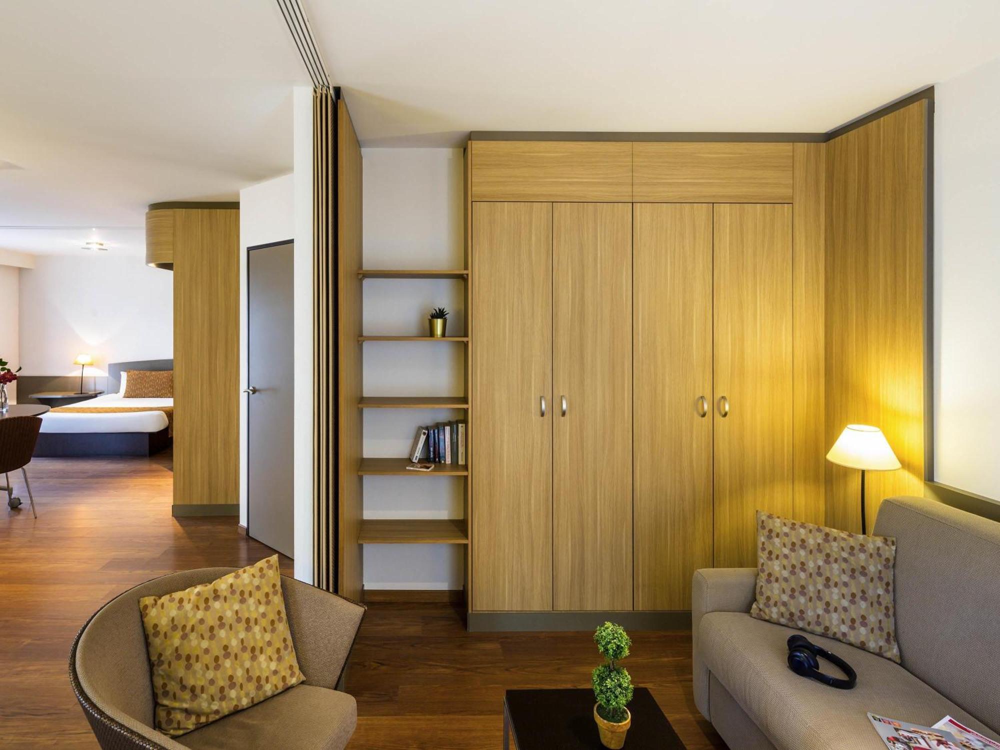 Studio 1 Double Bed 1 Sofa Bed