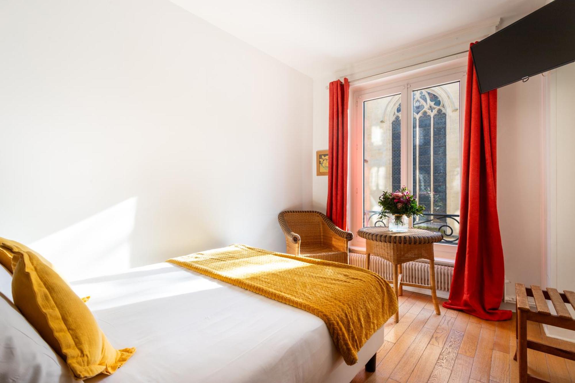 Double Room Bath