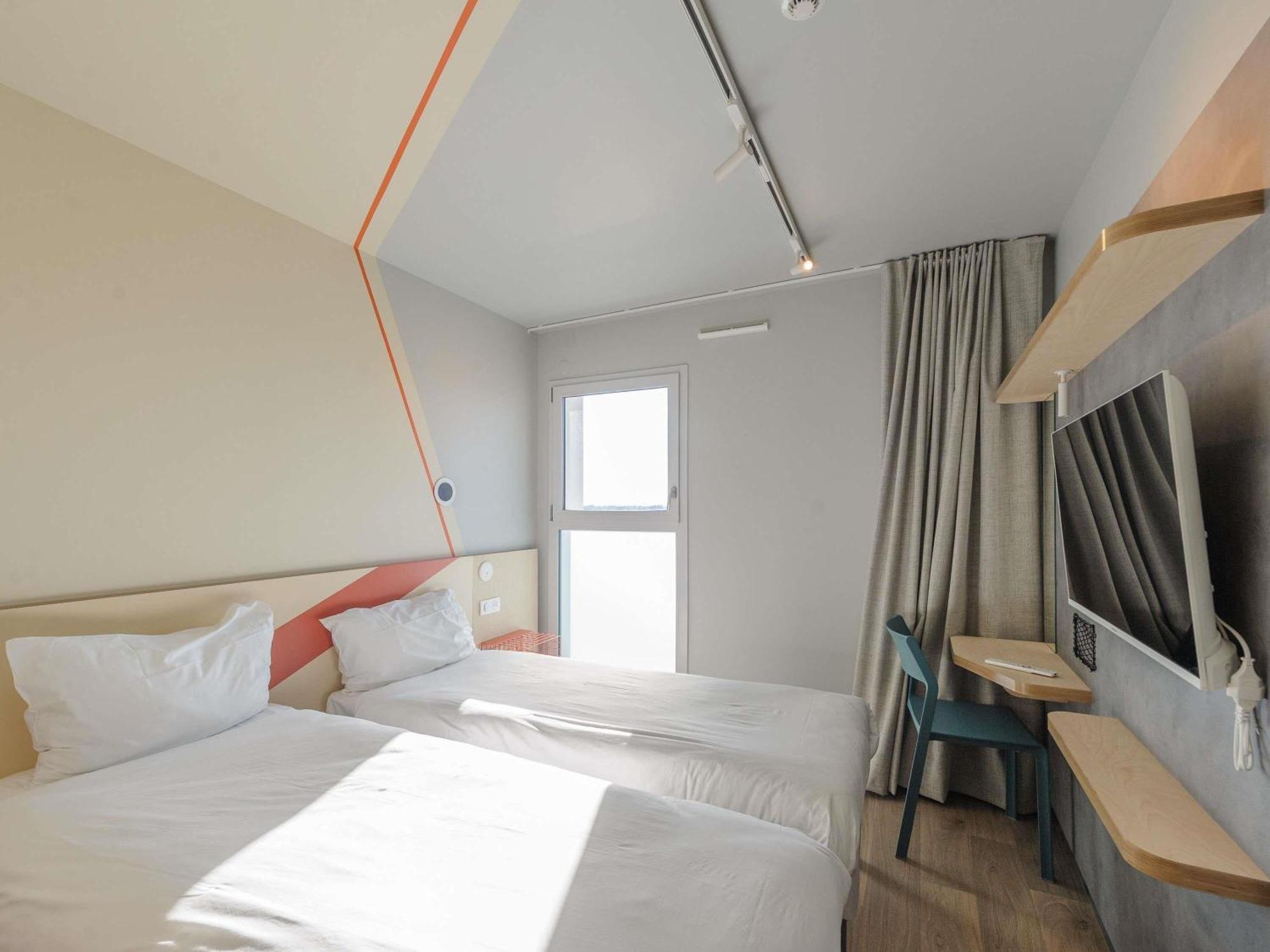 Standard Twin Room,1739371014:JPEG