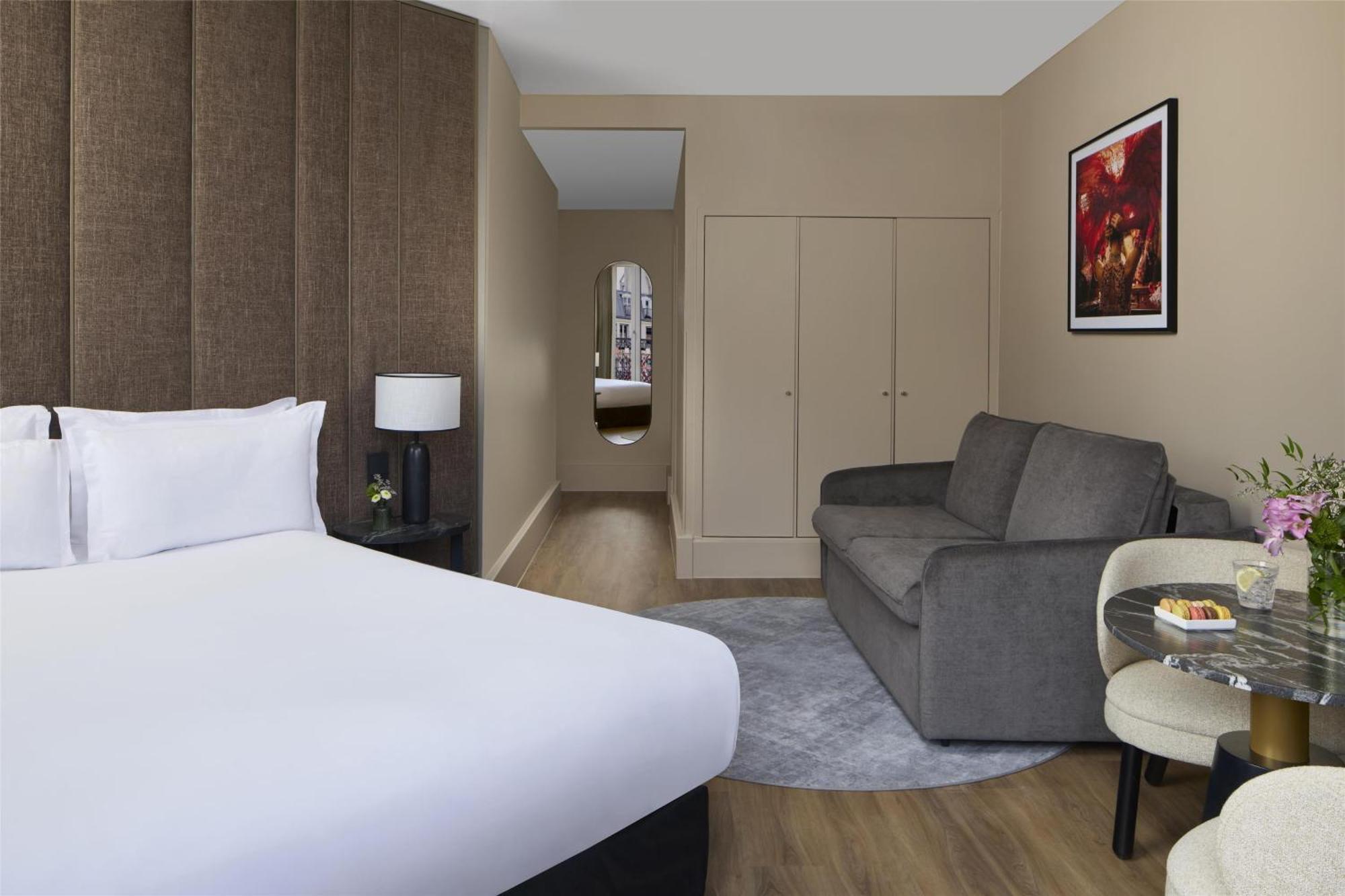 Junior Suite with Extra Bed (2 Adults + 1 Child)
