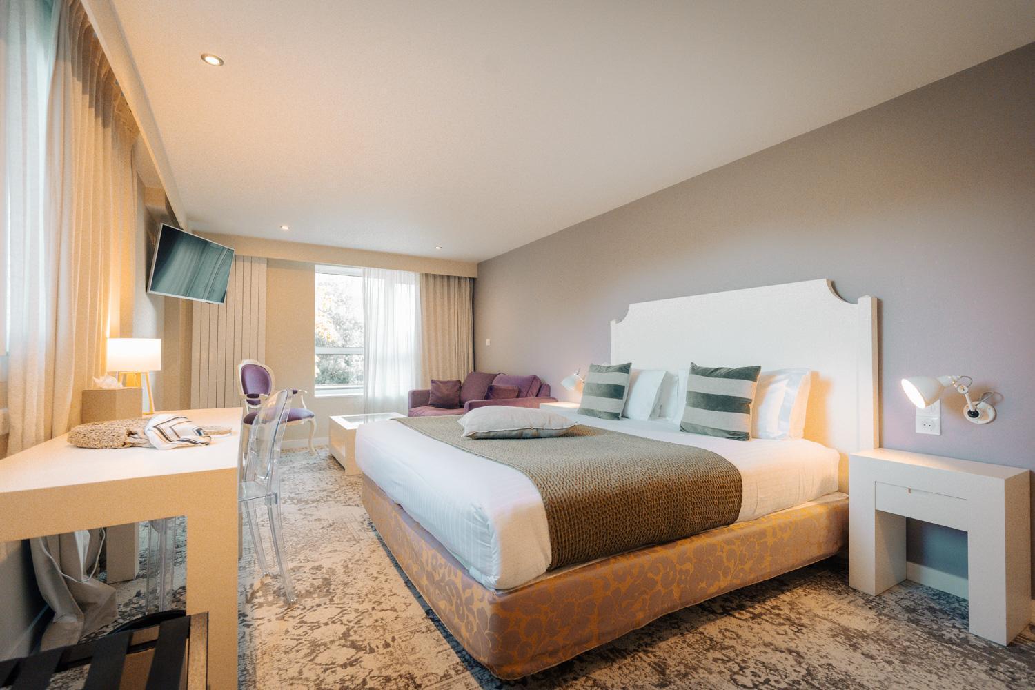 Junior King Suite