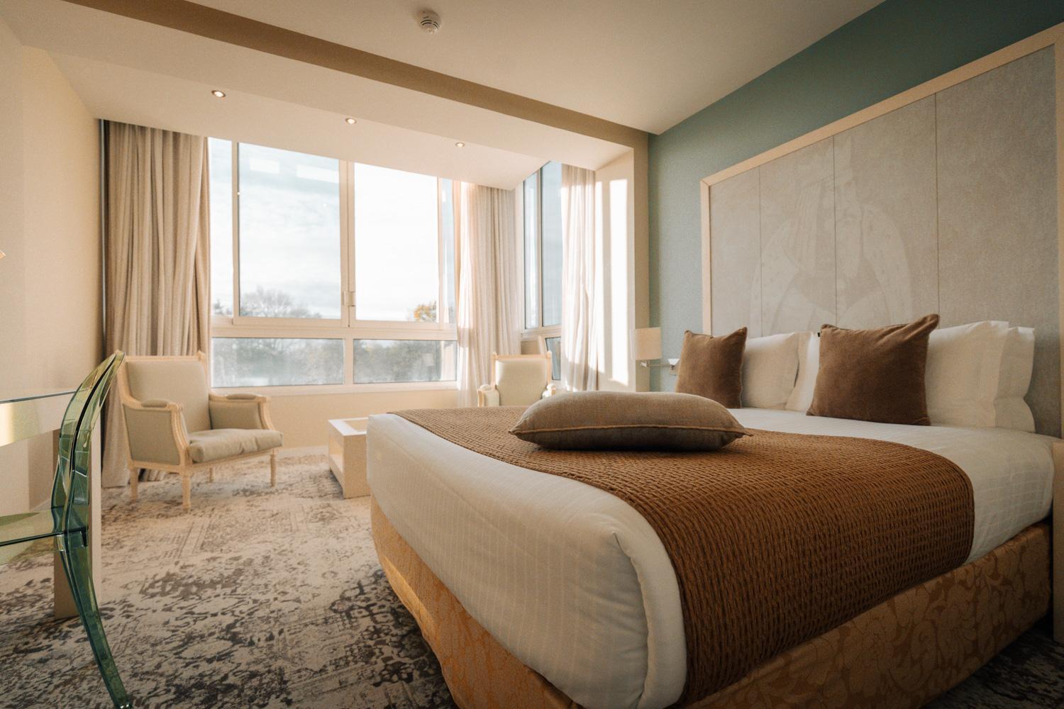 Deluxe Queen Room