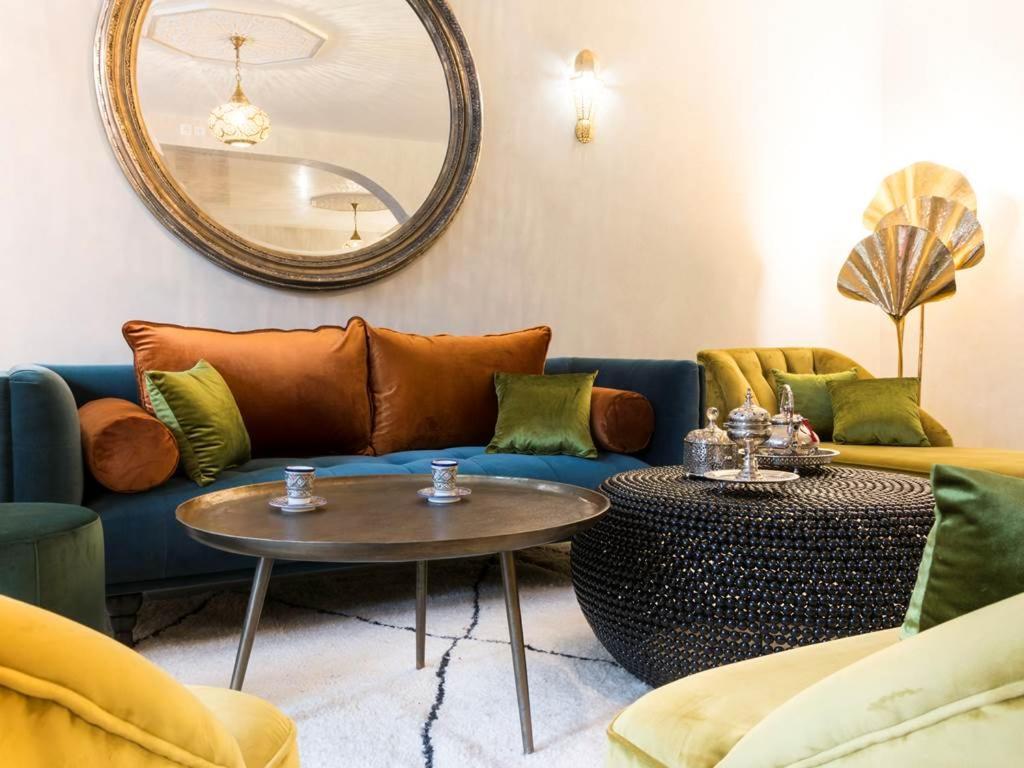 Four-Bedroom Luxury Apartment,1739518694:JPEG
