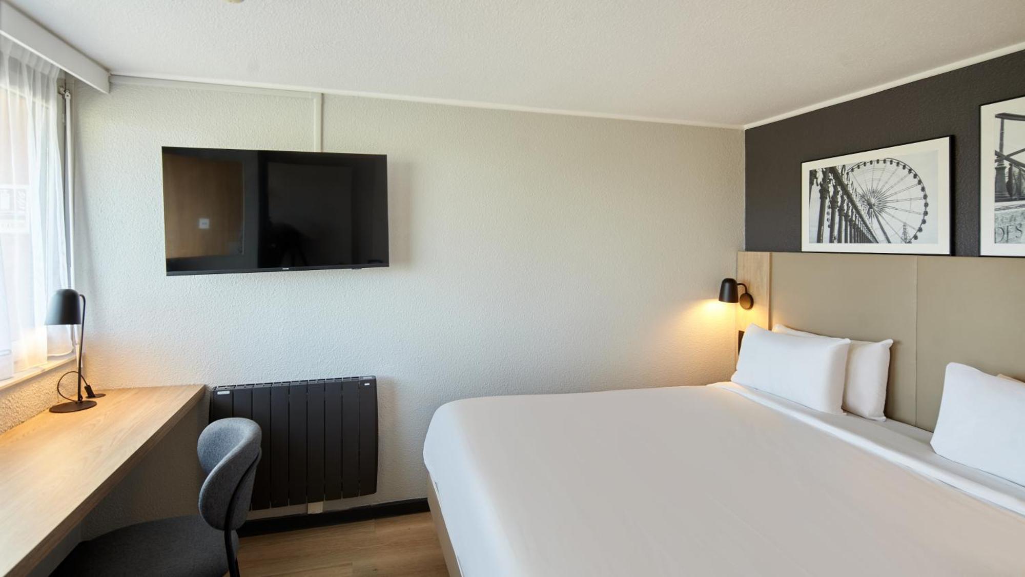 Superior King Room,1742571785:JPEG