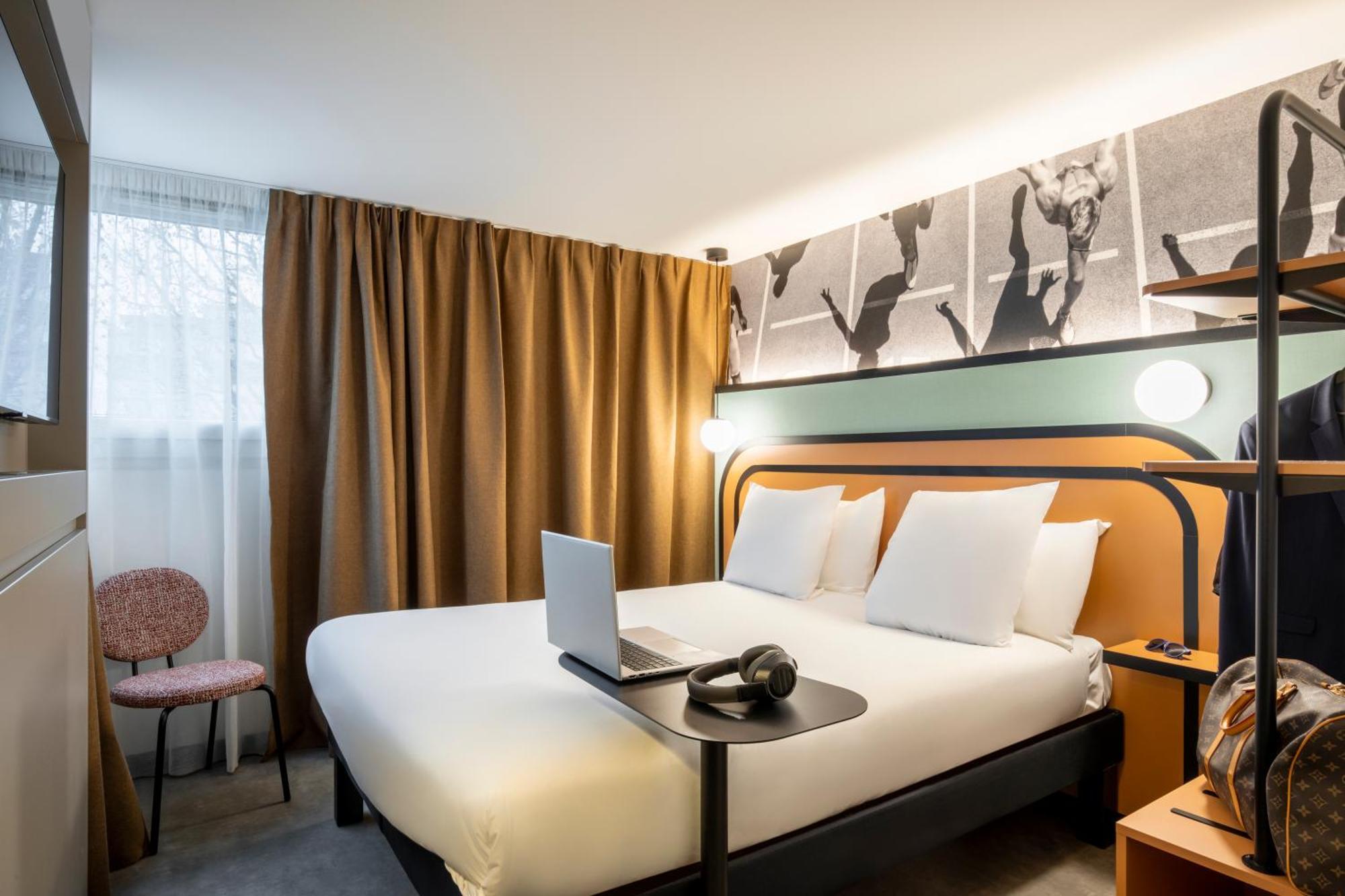Standard Room-One Double Bed