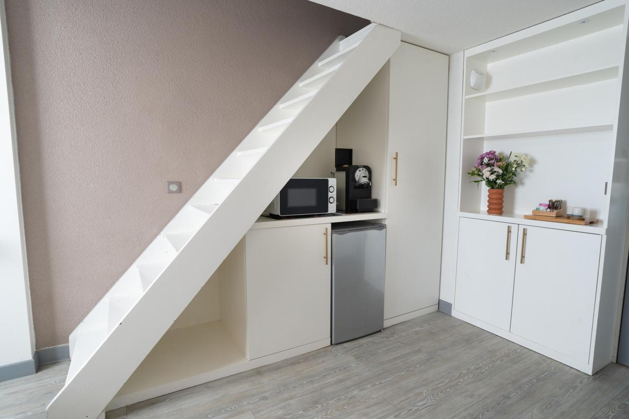 Standard Room One Double Bed Three Single Beds