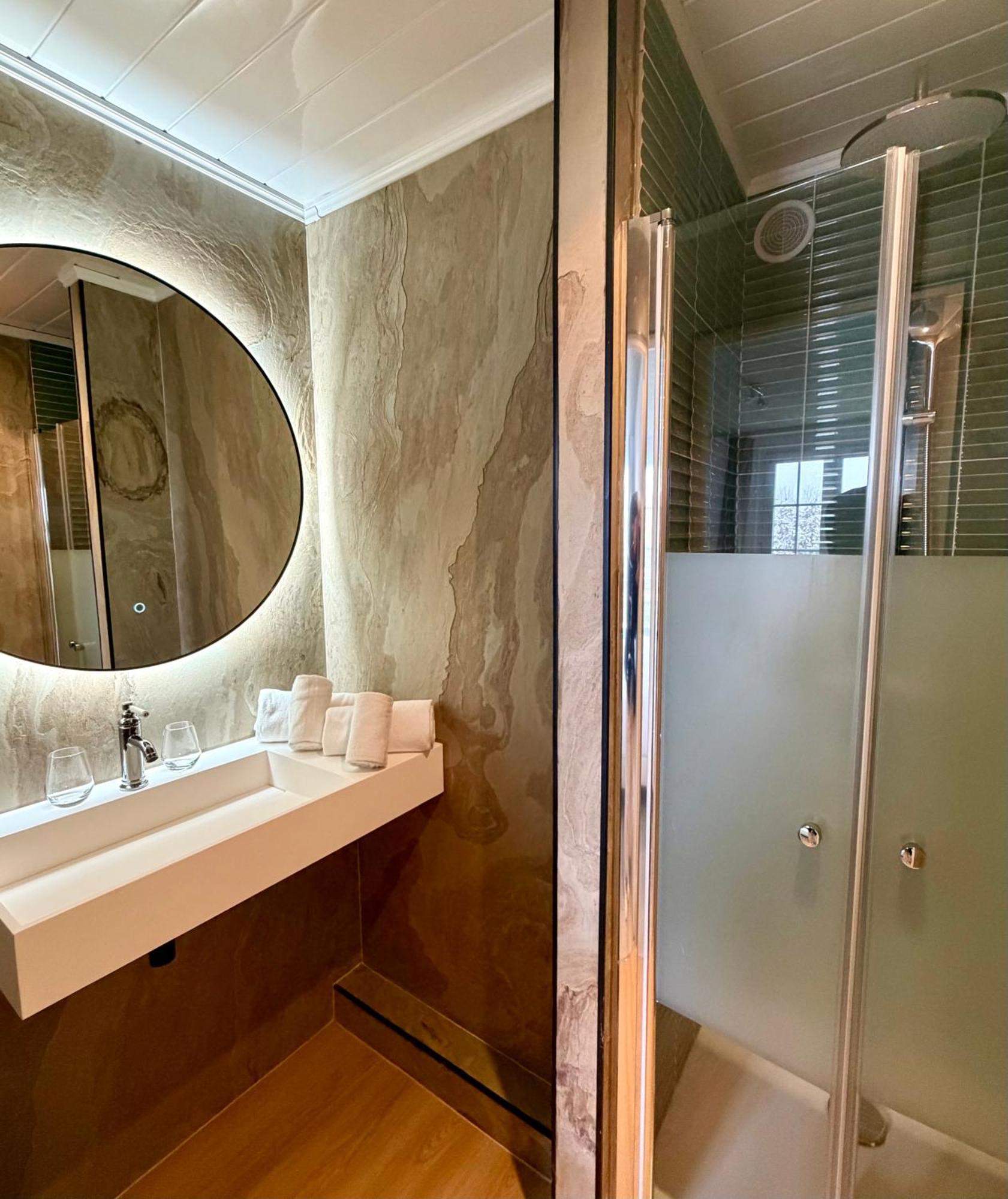 Two-Room Family Suite Two King Beds Spa Bath Valley View or Non-Smoking
