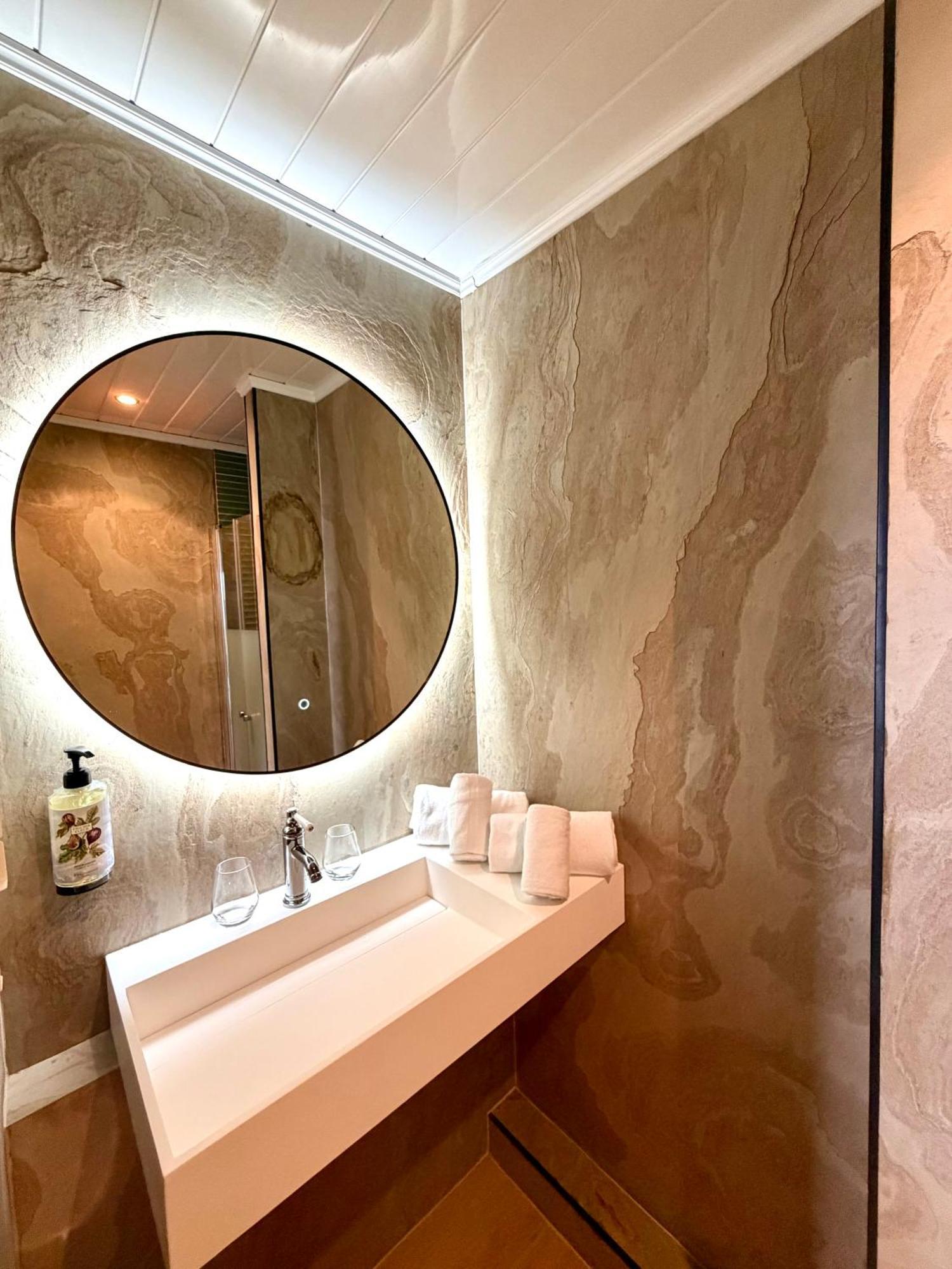 Two-Room Family Suite Two King Beds Spa Bath Valley View or Non-Smoking