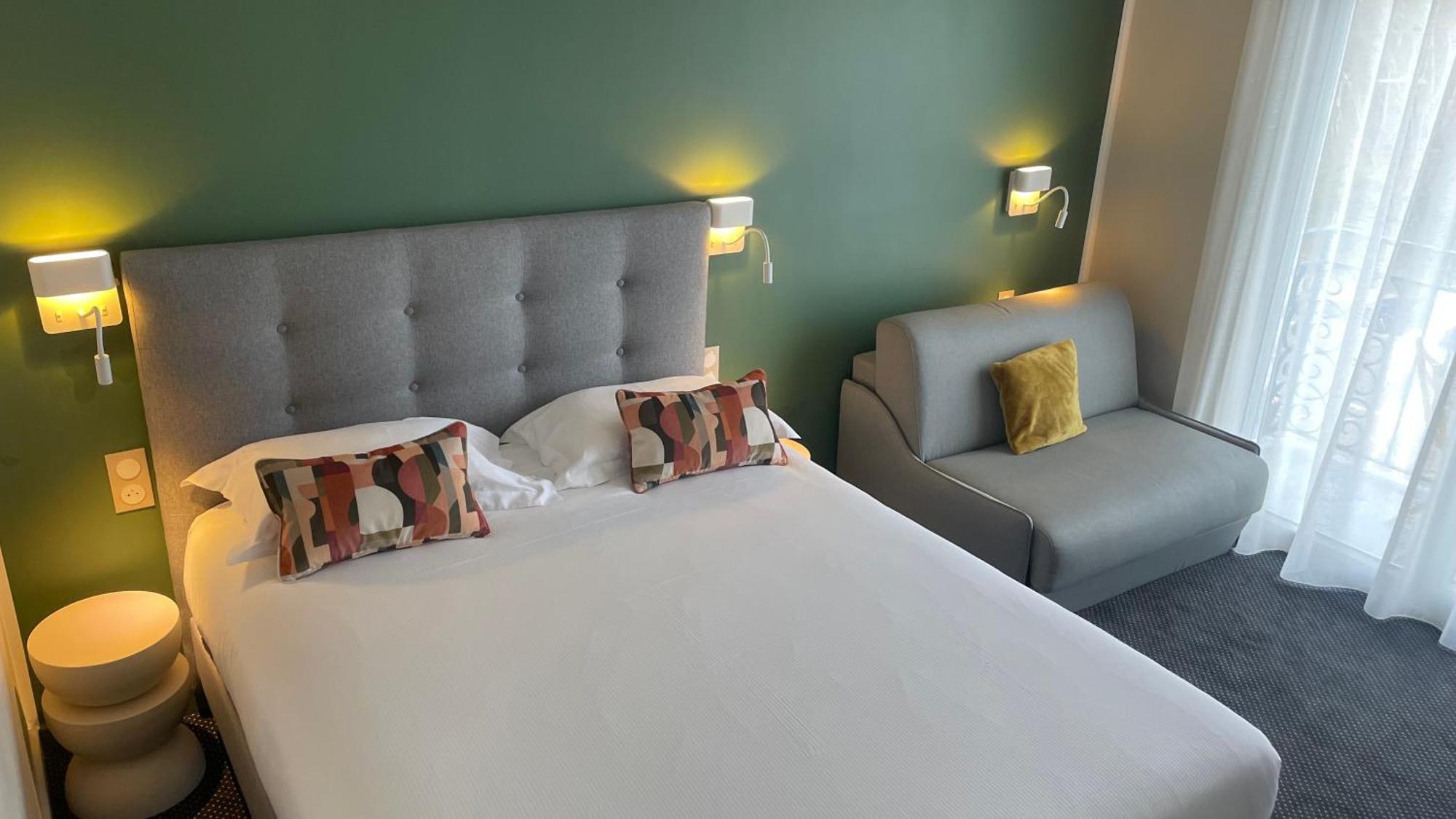 Double Room Sofa Bed Balcony