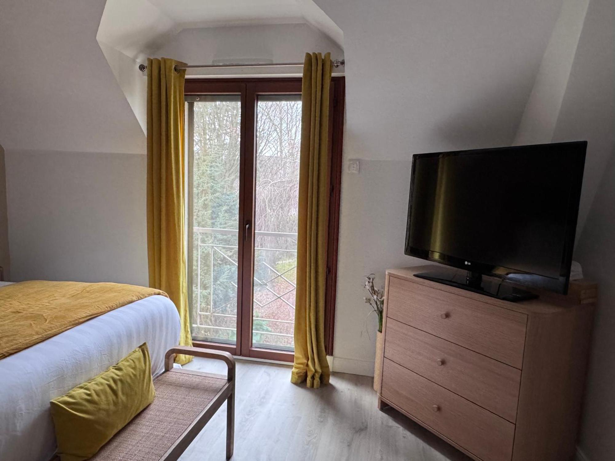 Family Double Room,1743082243:JPEG