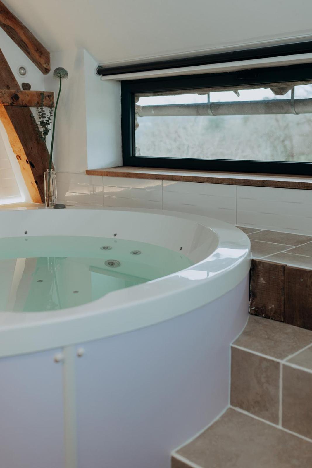 Suite Hot Tub