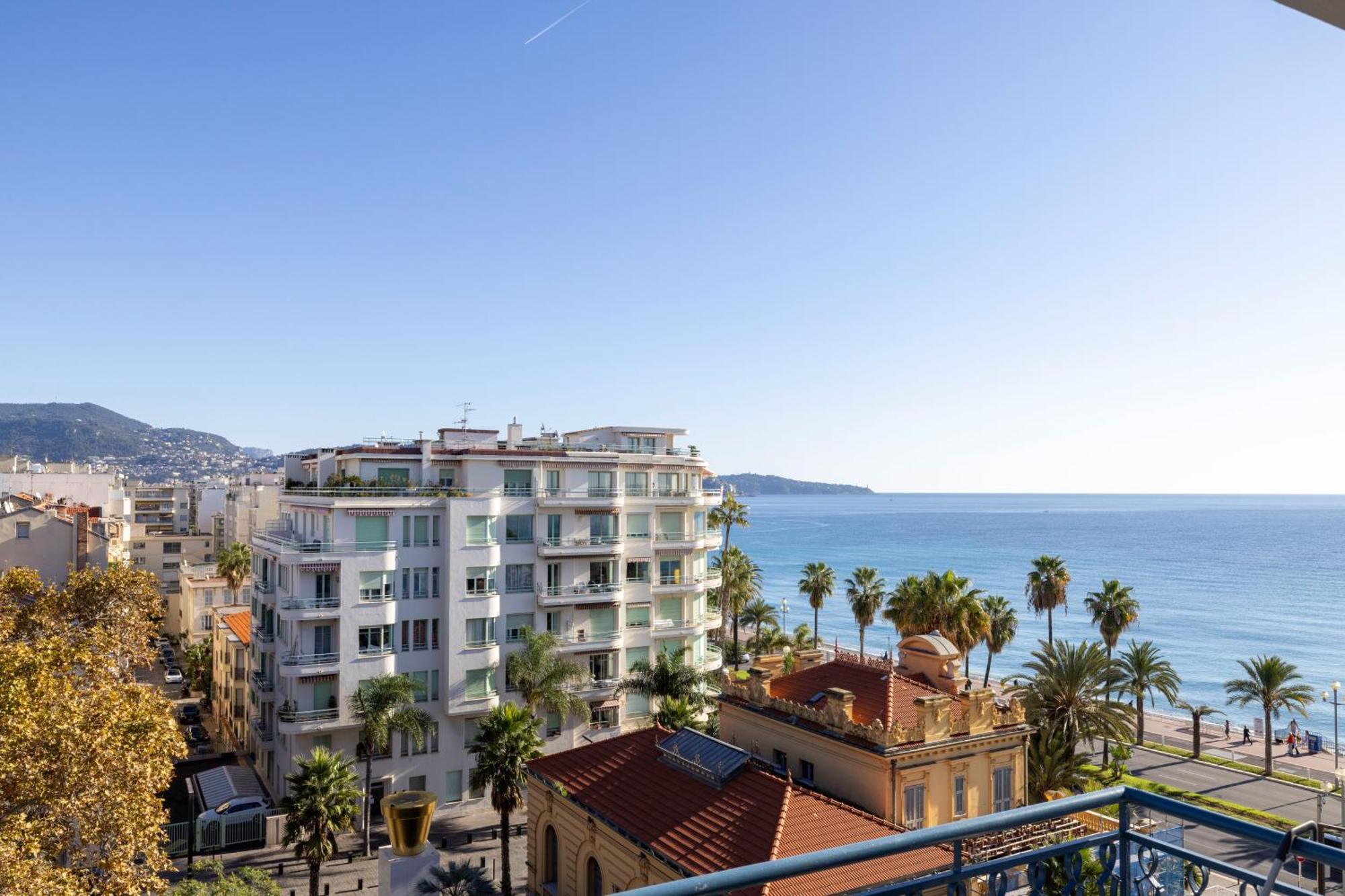 Premium Double Room Sea View with Balcony
