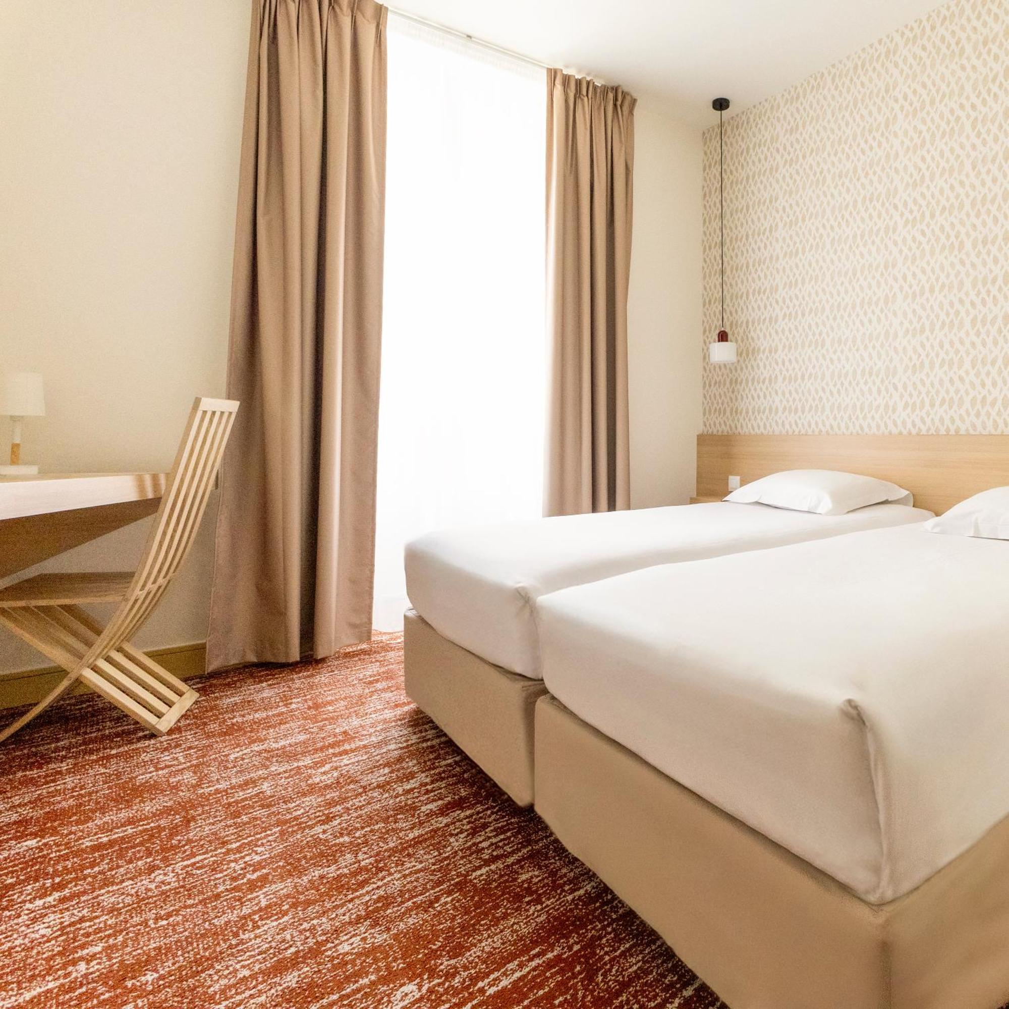 Twin Room City View