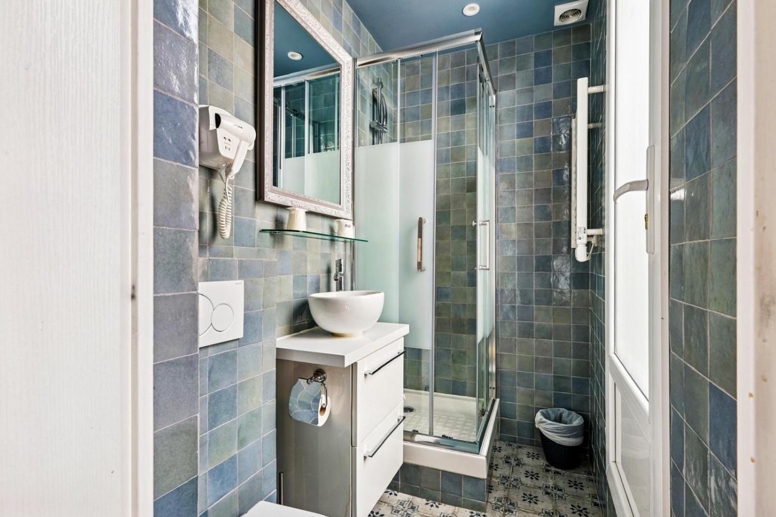 Camera Singola con Bagno Privato
