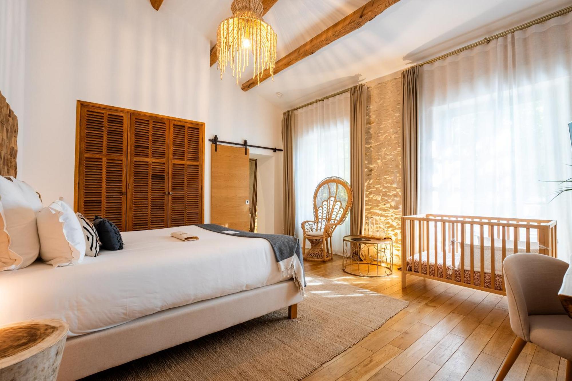 Prestige Room