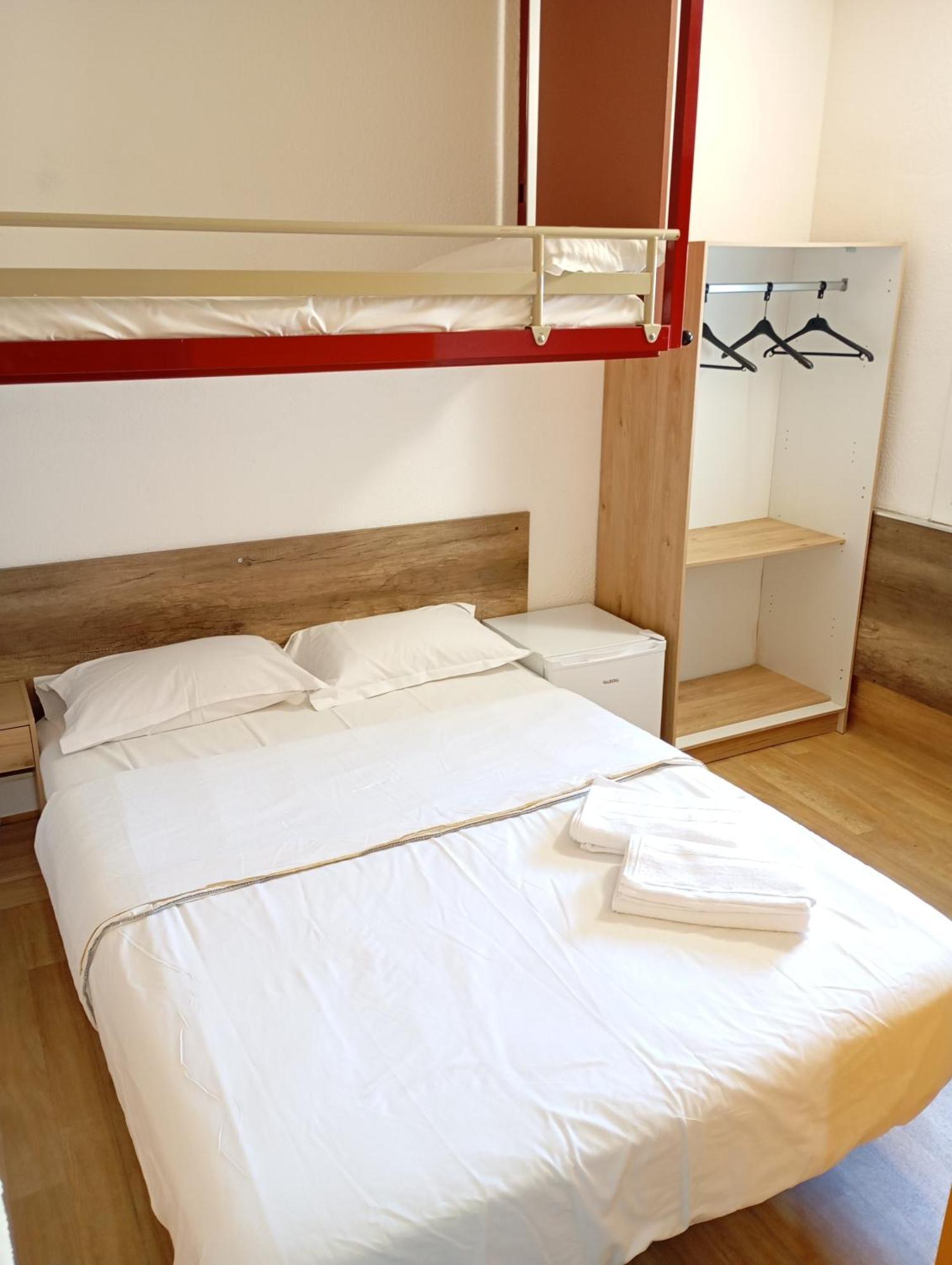 Triple Room Private Bathroom