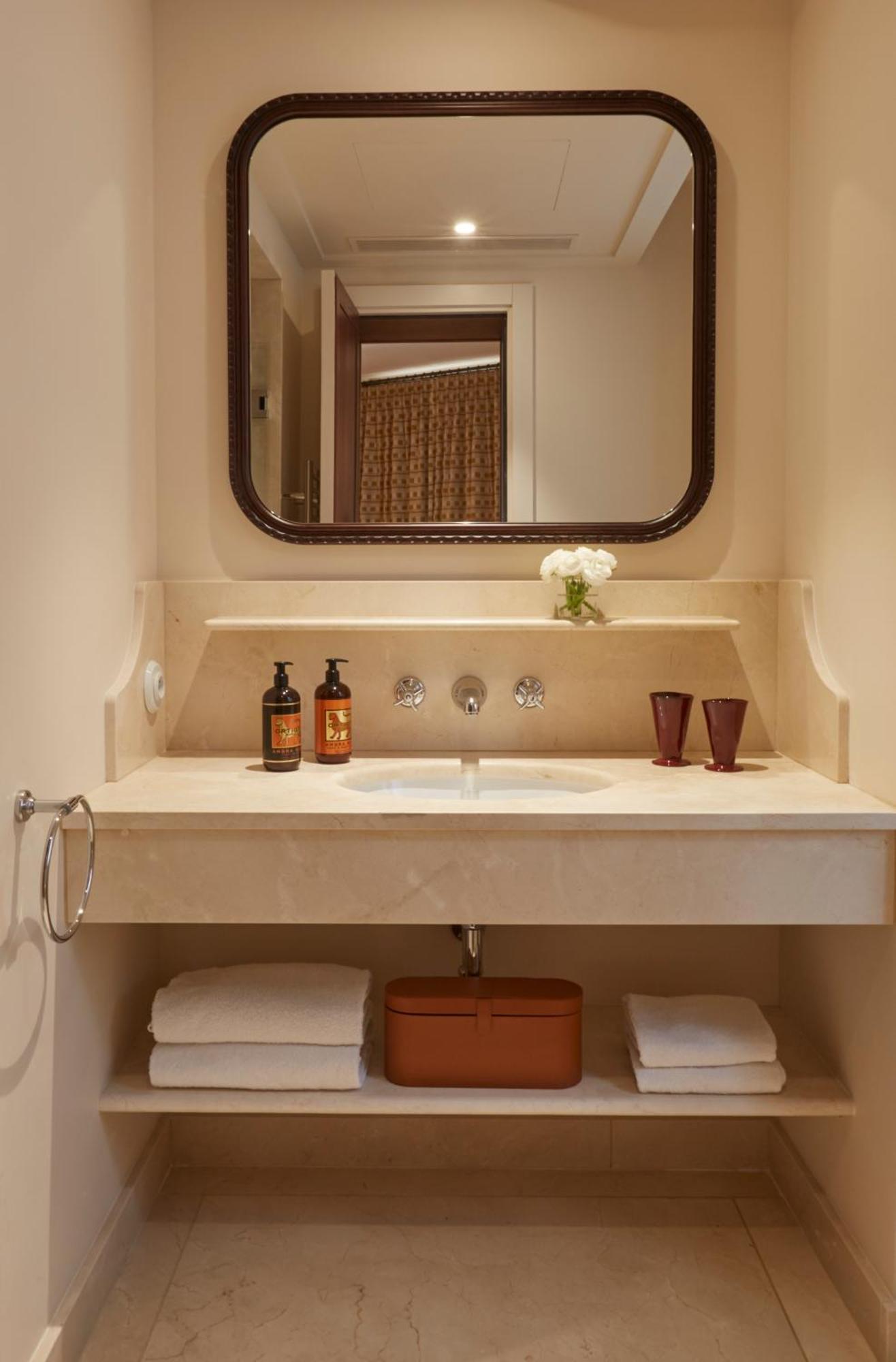 Deluxe Double Room Annex