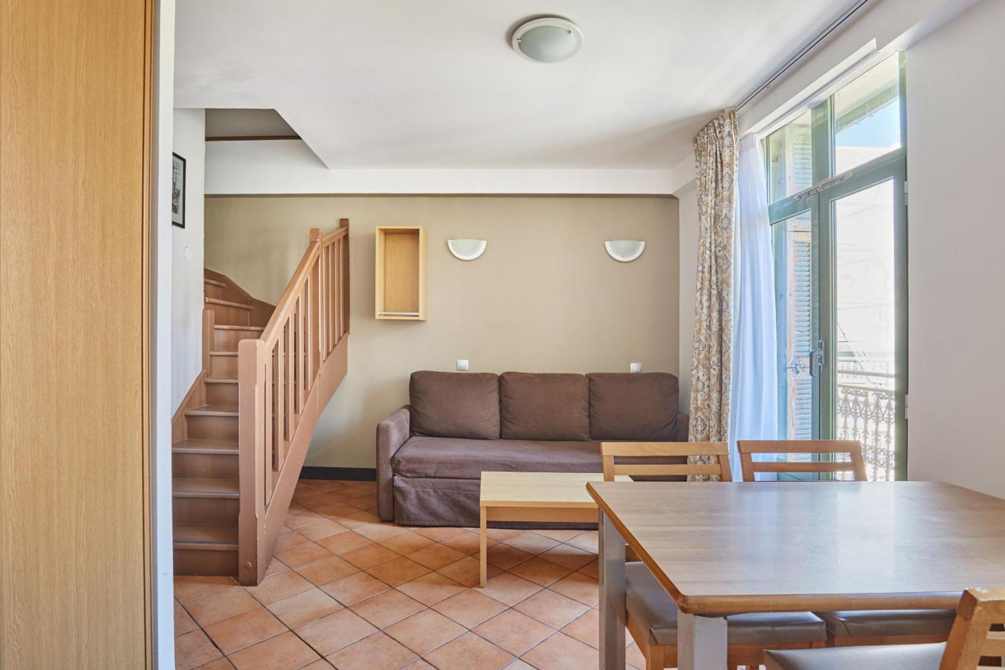 One-Bedroom Apartment (4 Adults),1758528982:JPEG