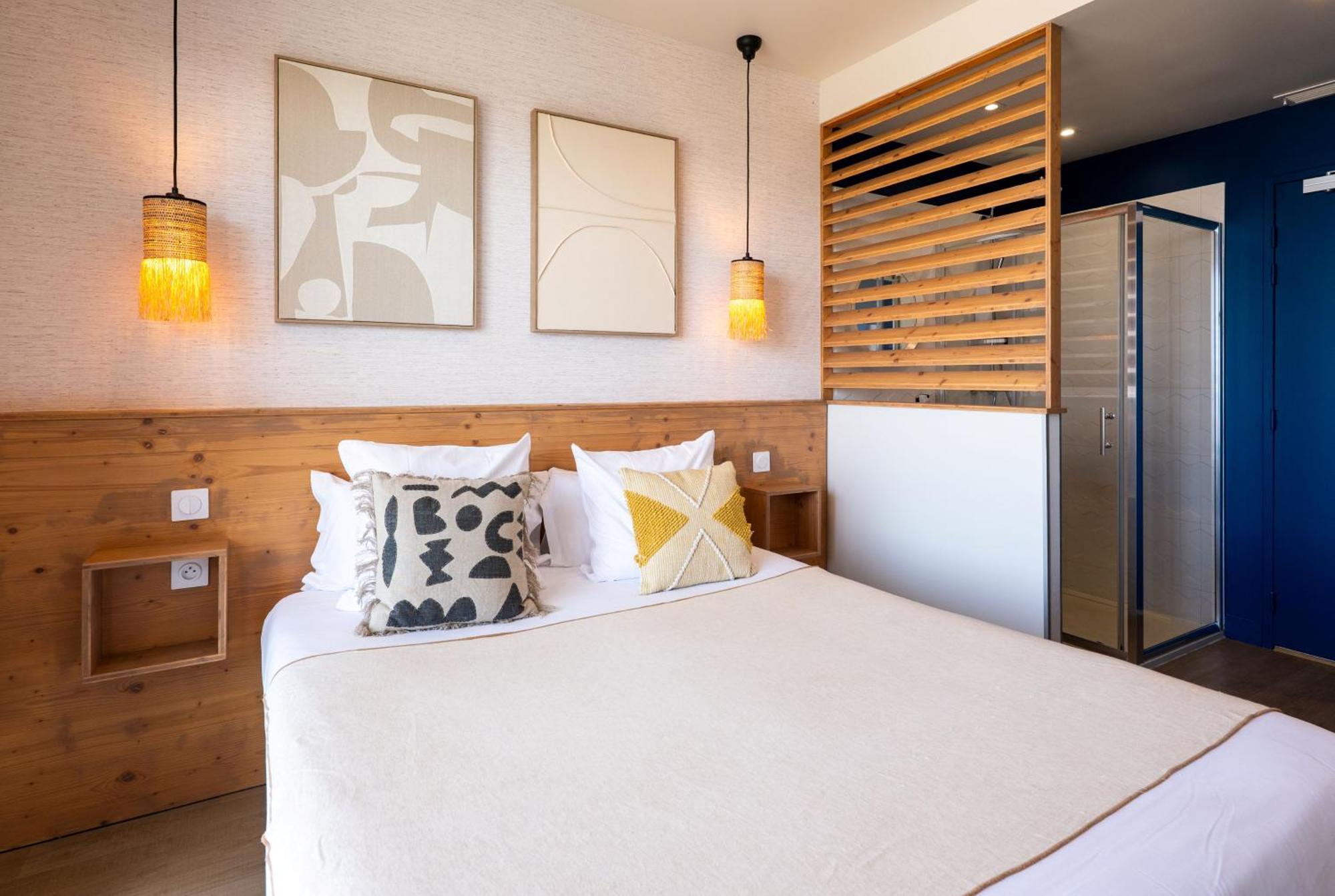 Queen Room Sea View