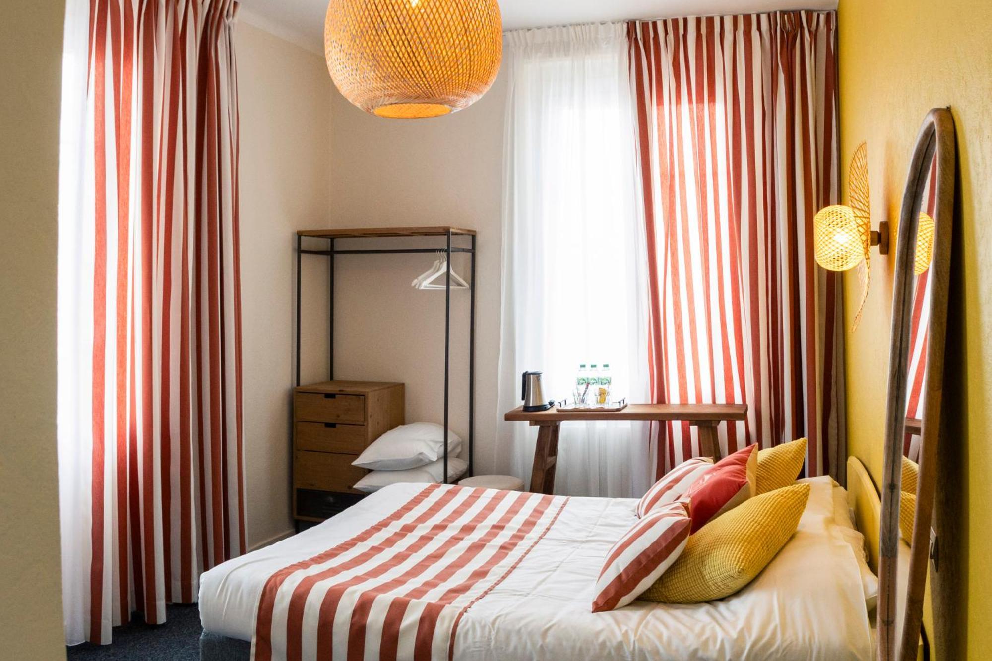 Triple Room,1758636726:JPEG