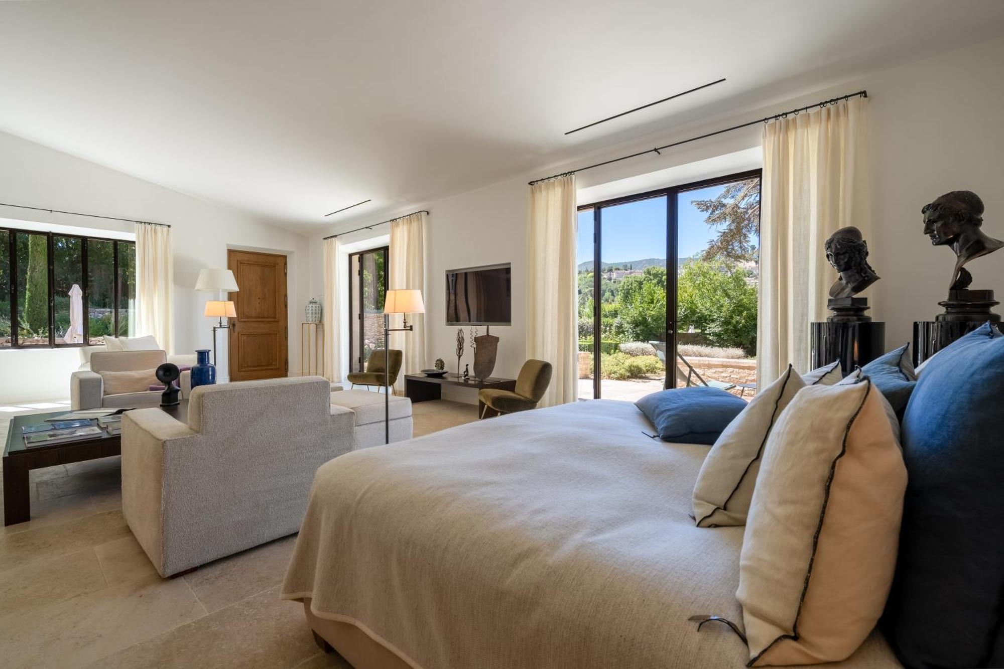 Deluxe Villa