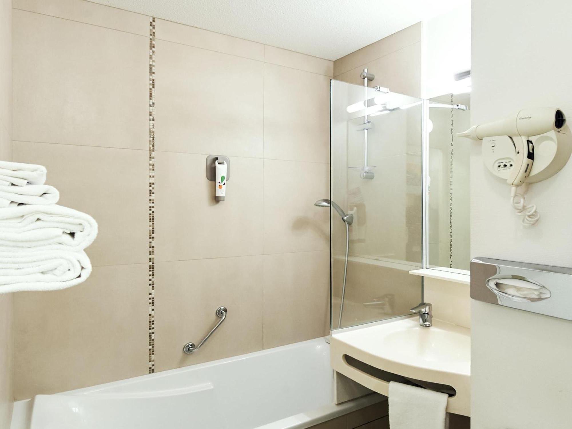 Standard Family Suite