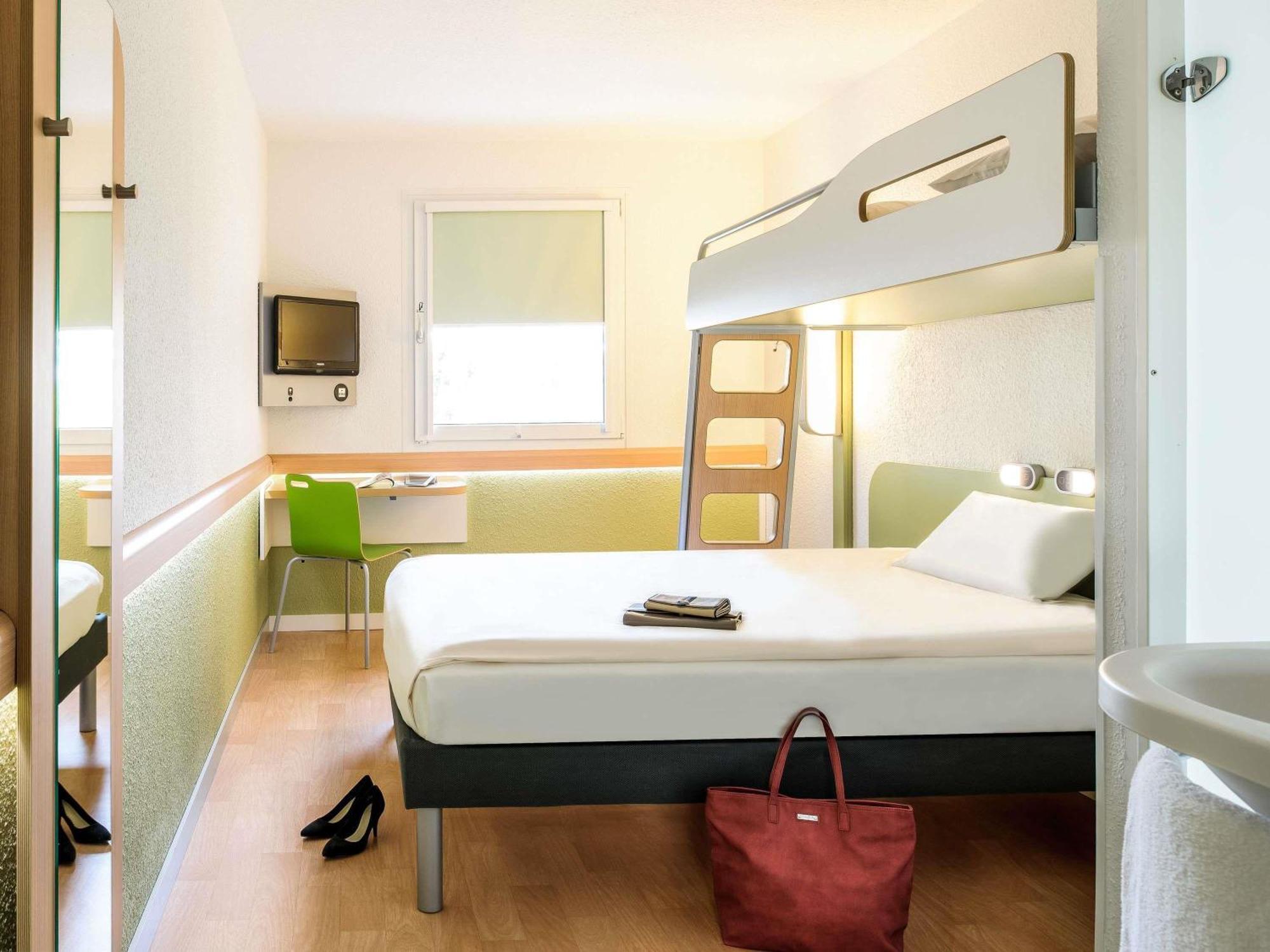 Triple Room Two Single Beds One Bunk Bed