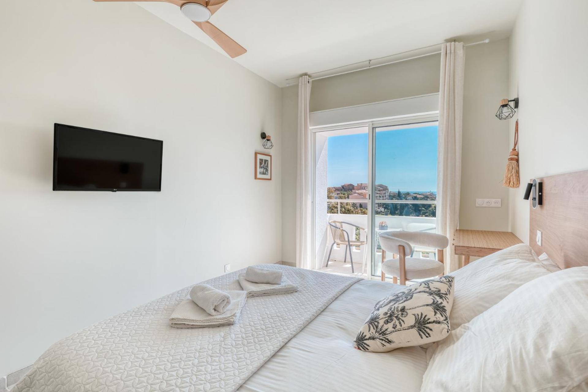 Deluxe Double Room Balcony Sea View