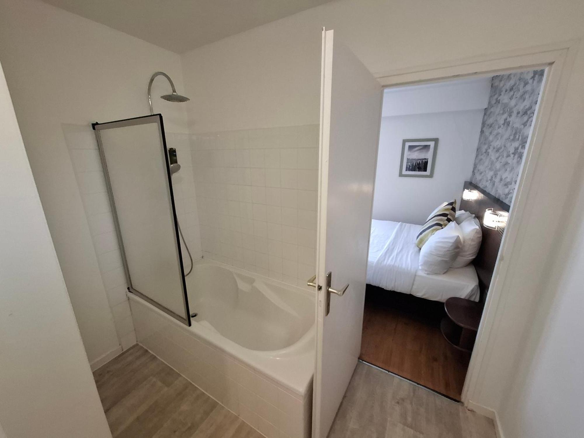 Large Double Room