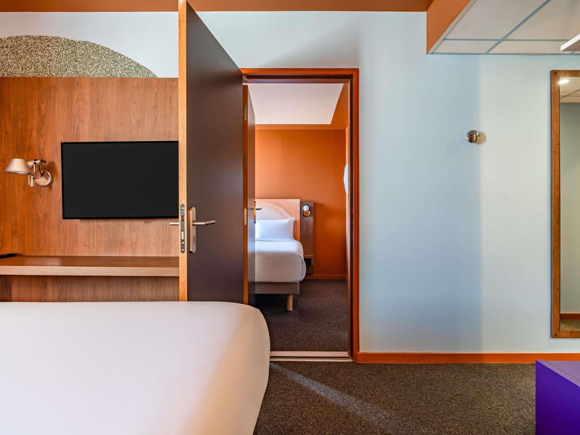 Family Twin Room