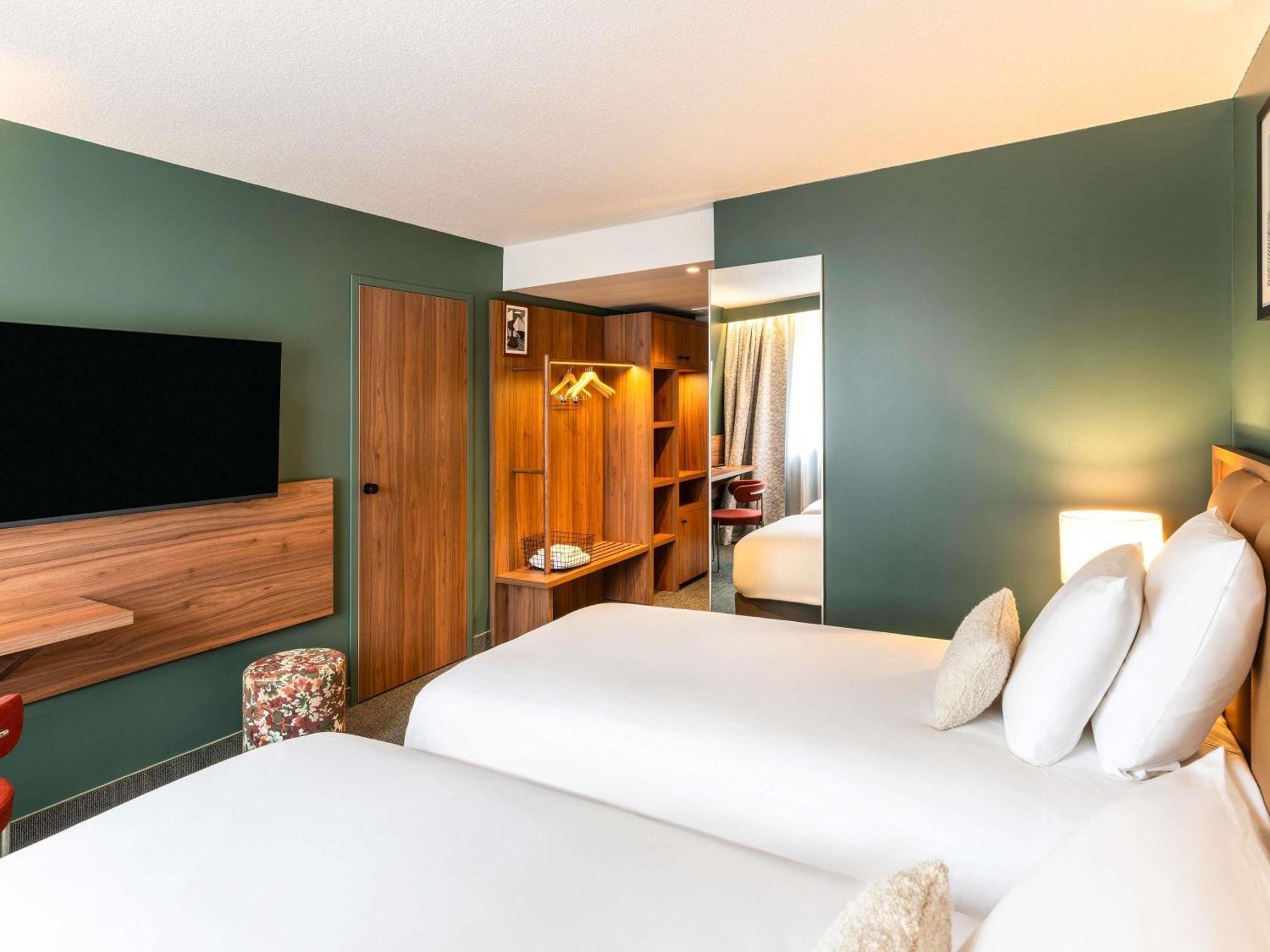 Classic Twin Room