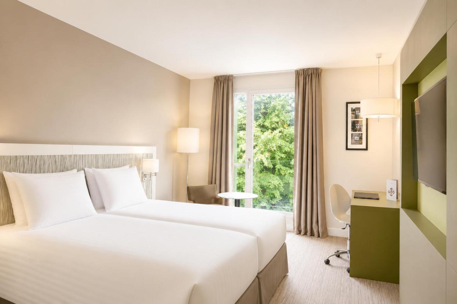Standard Twin Room with Forest view