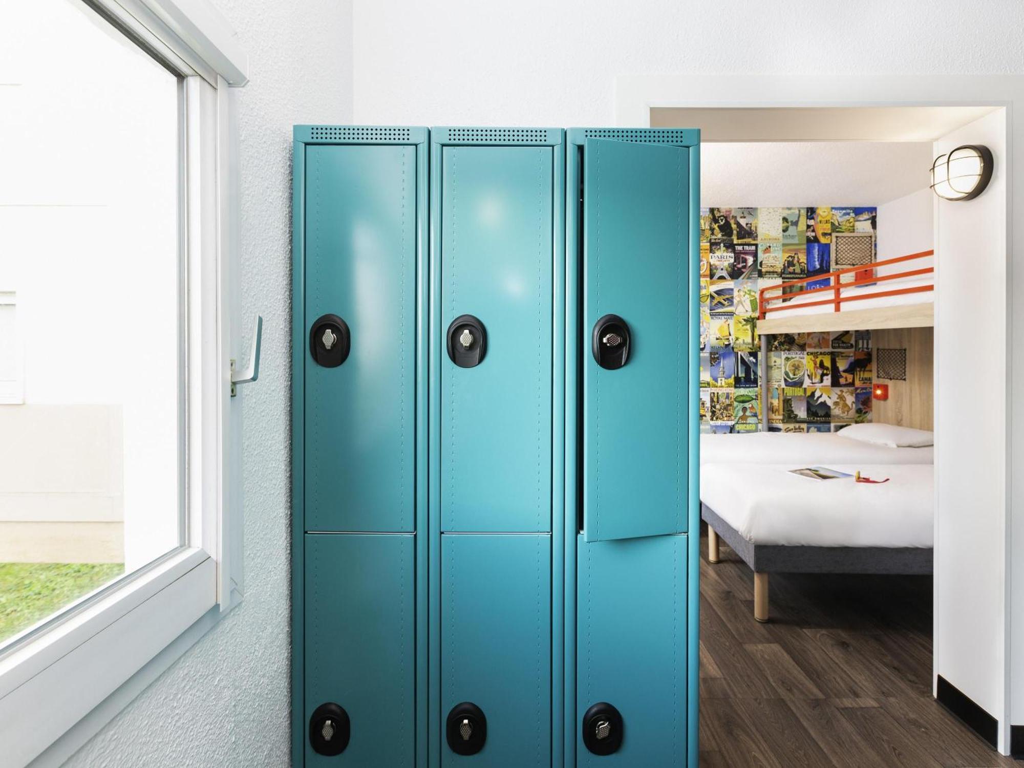 Combo Room