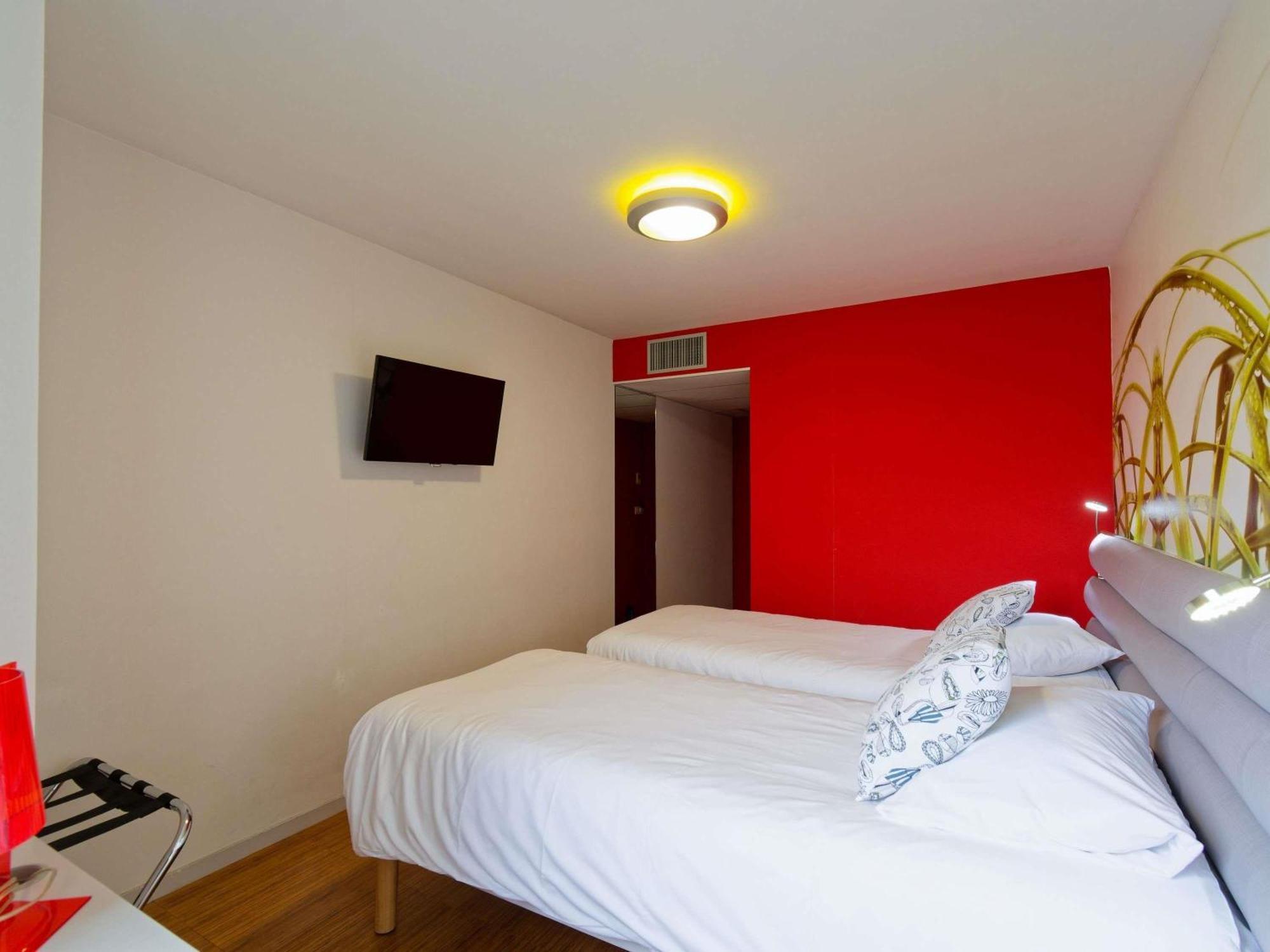 Comfort Twin Room