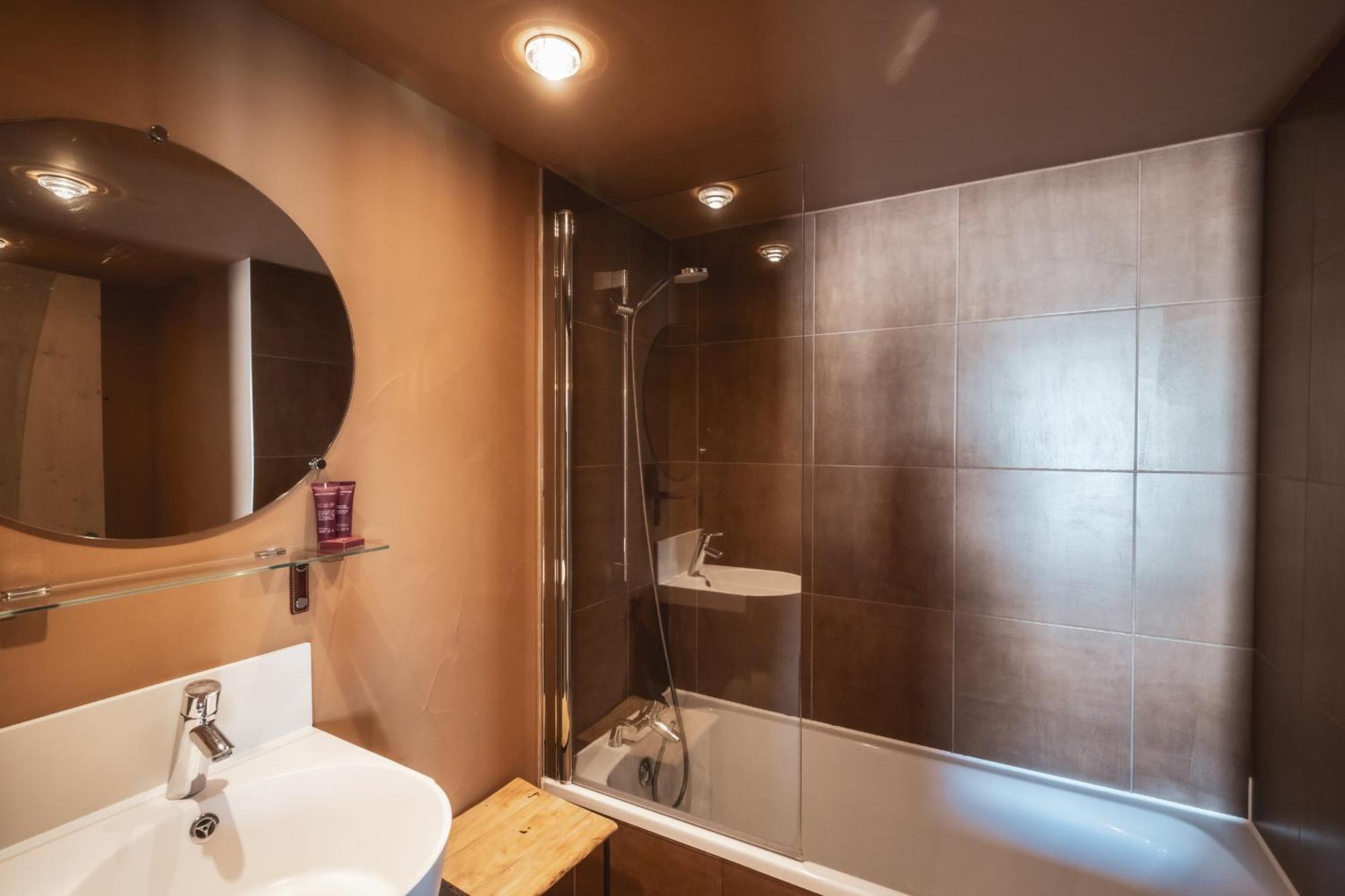 3 Rooms 4 persons