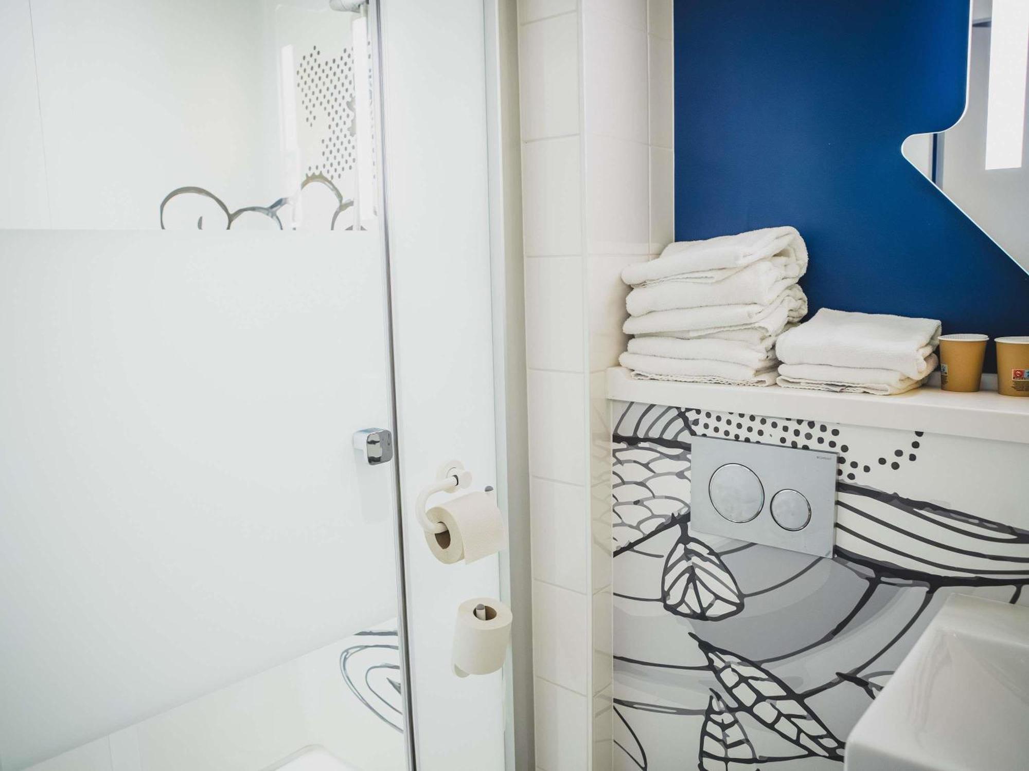 Double Room Single Bed