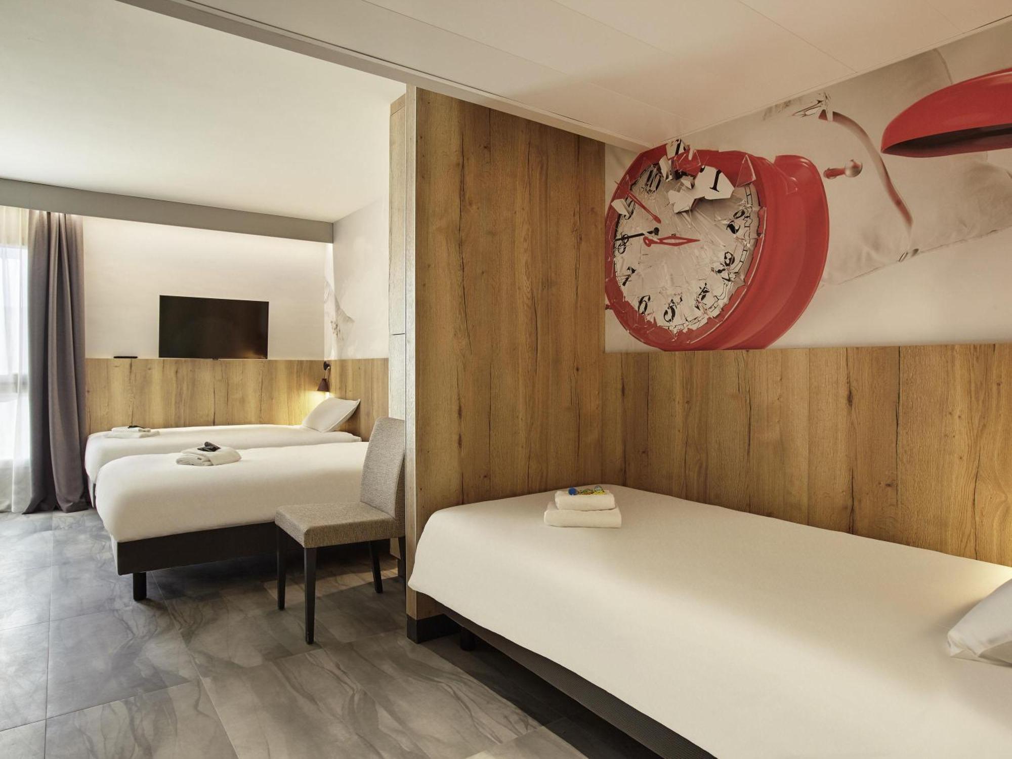 CO'Room 5