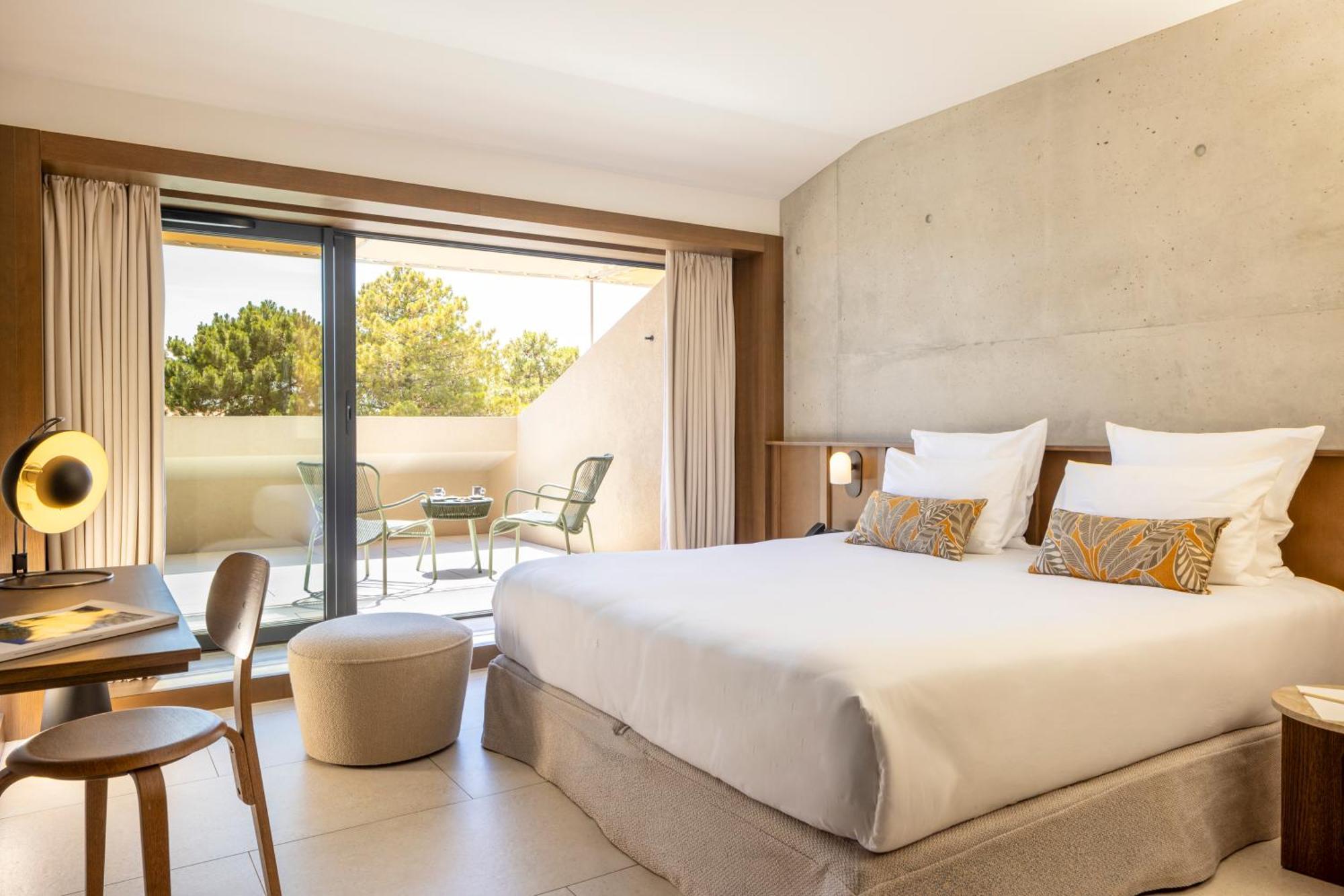 Deluxe Double Room with Terrace