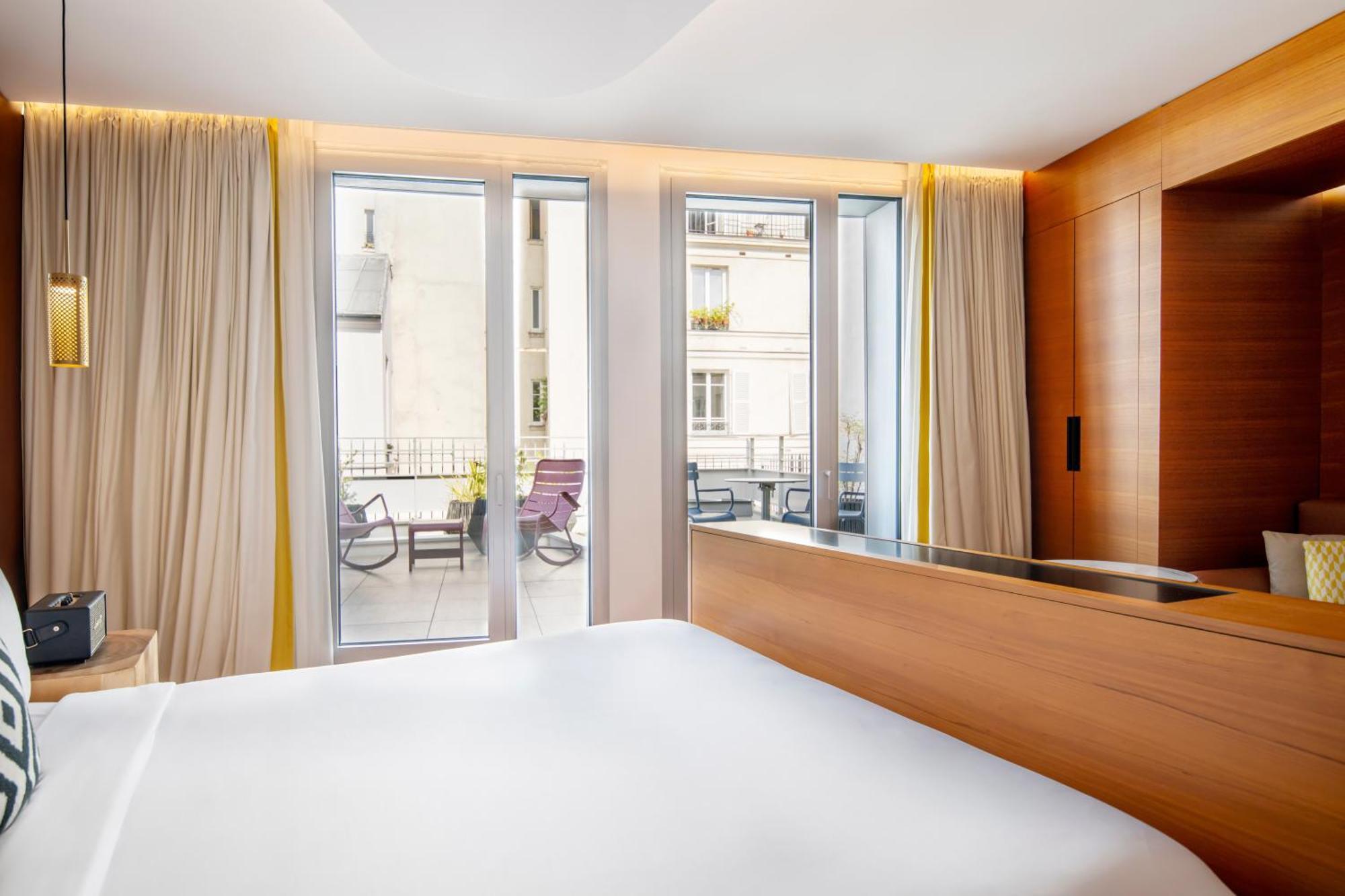 Artist Studio Junior Suite