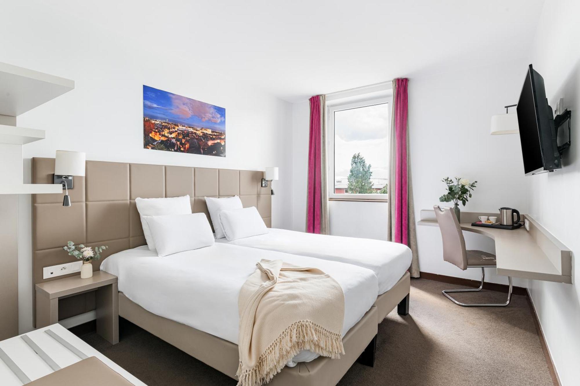 Superior Twin Room